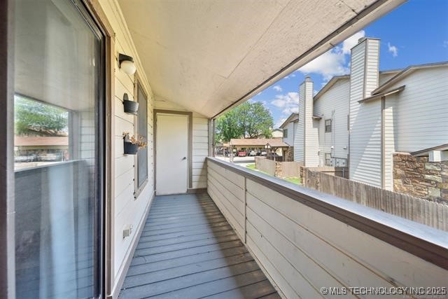 6355 S 80th Avenue E 2h Property Photo 18