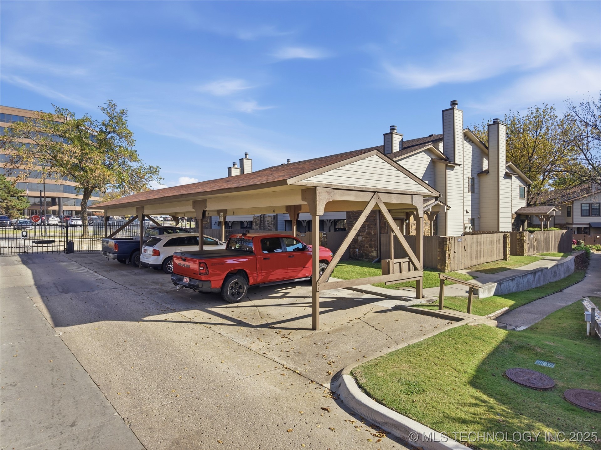 6355 S 80th Avenue E 2h Property Photo 21