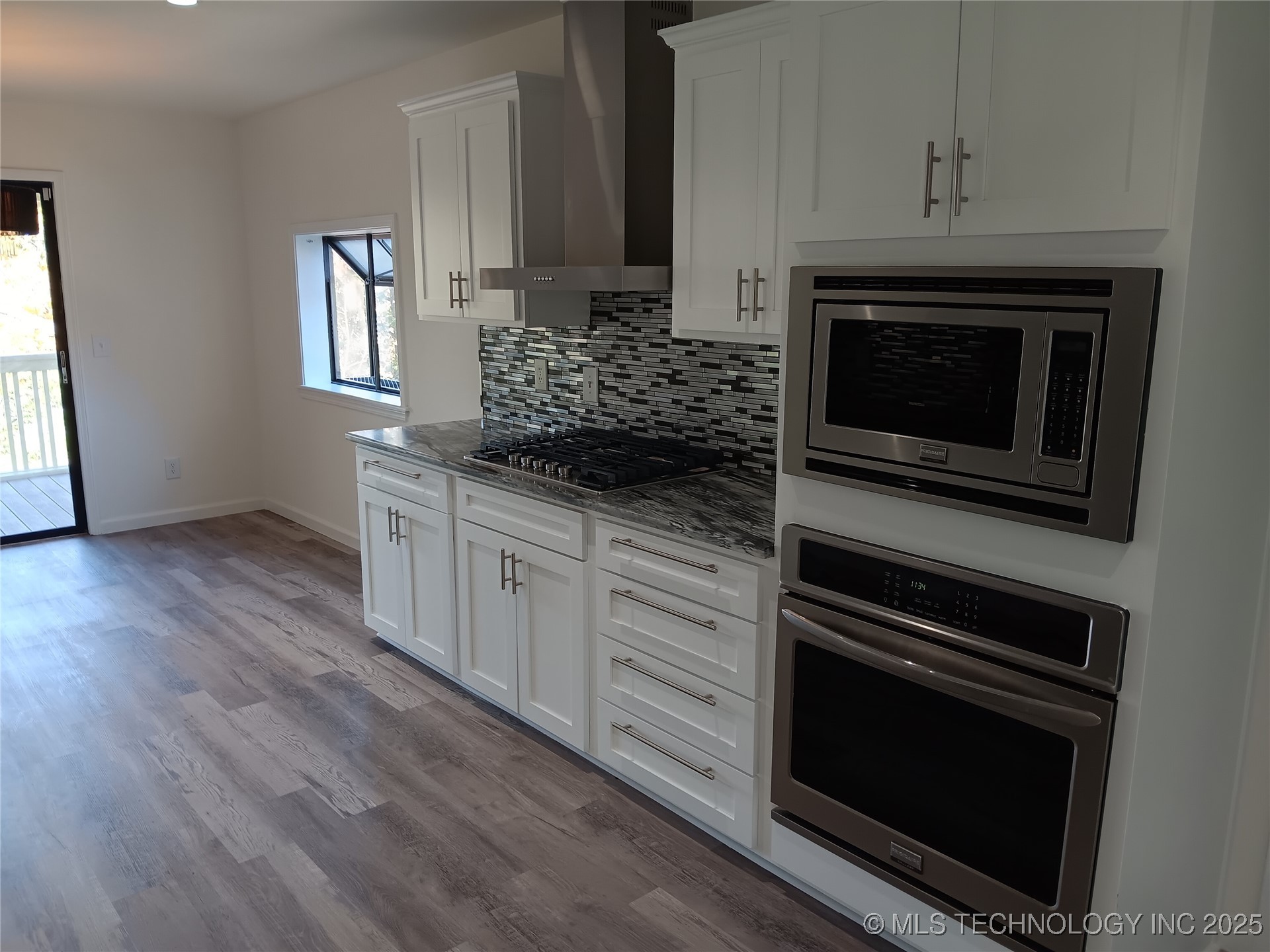 4317 E 76th Street Property Photo 11