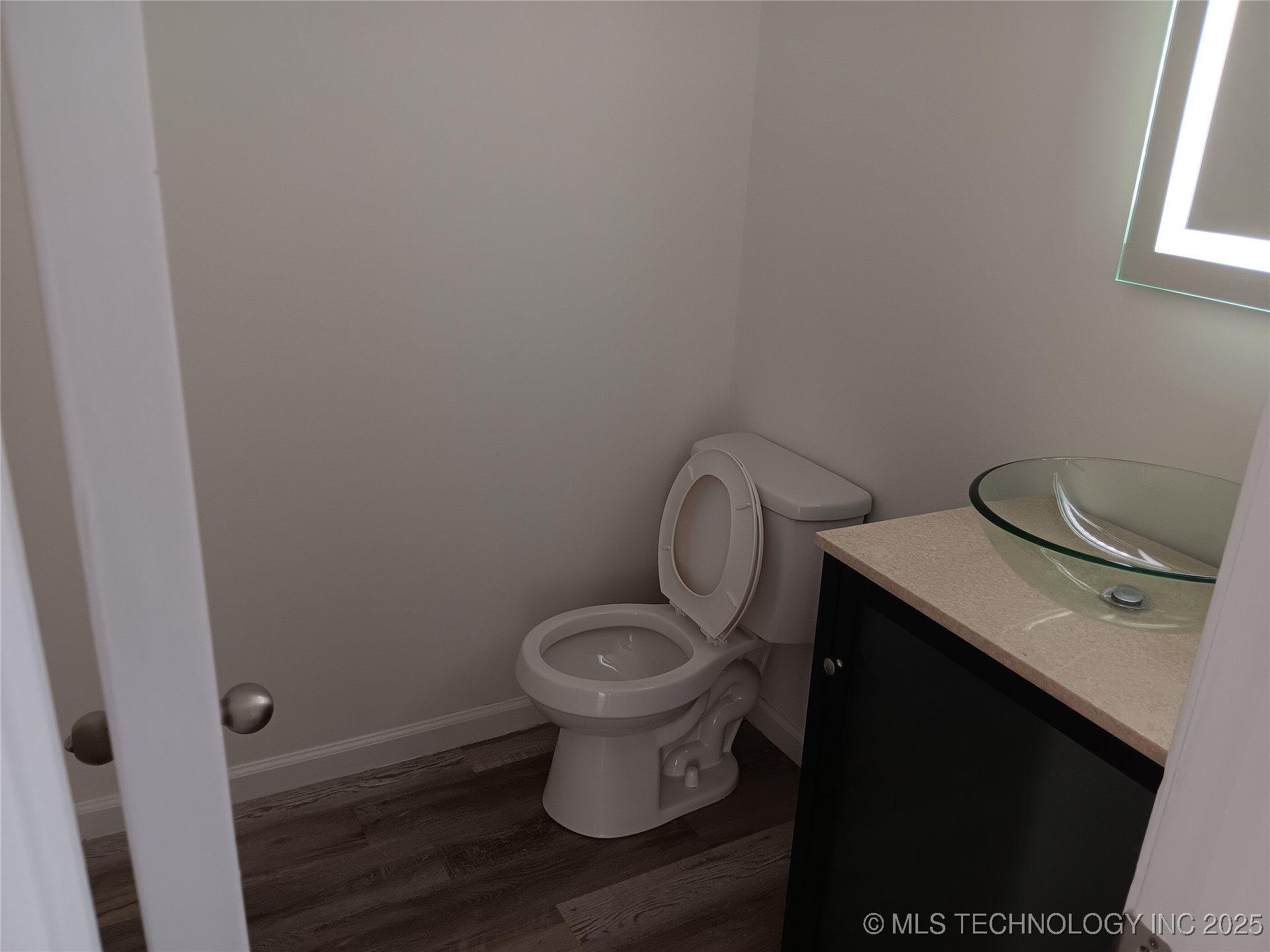 4317 E 76th Street Property Photo 23