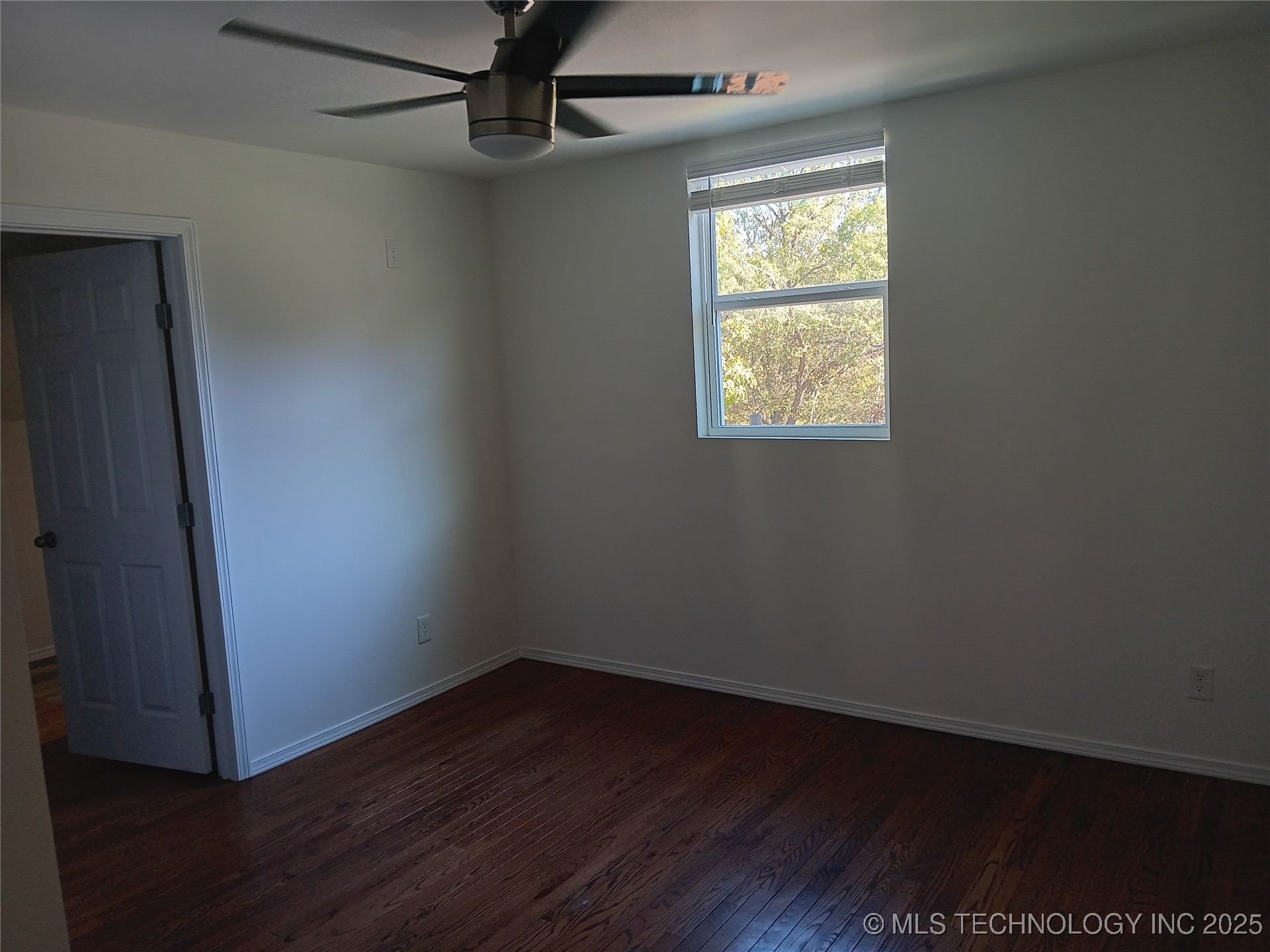 4317 E 76th Street Property Photo 26