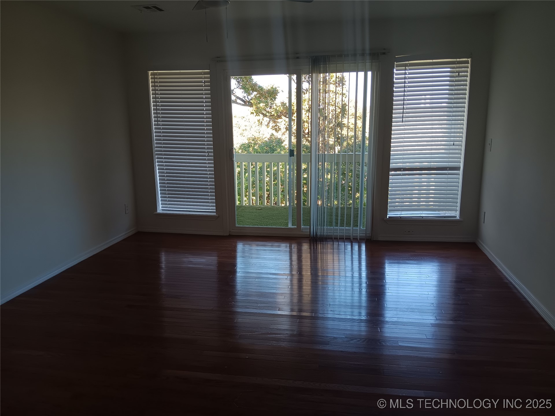 4317 E 76th Street Property Photo 33