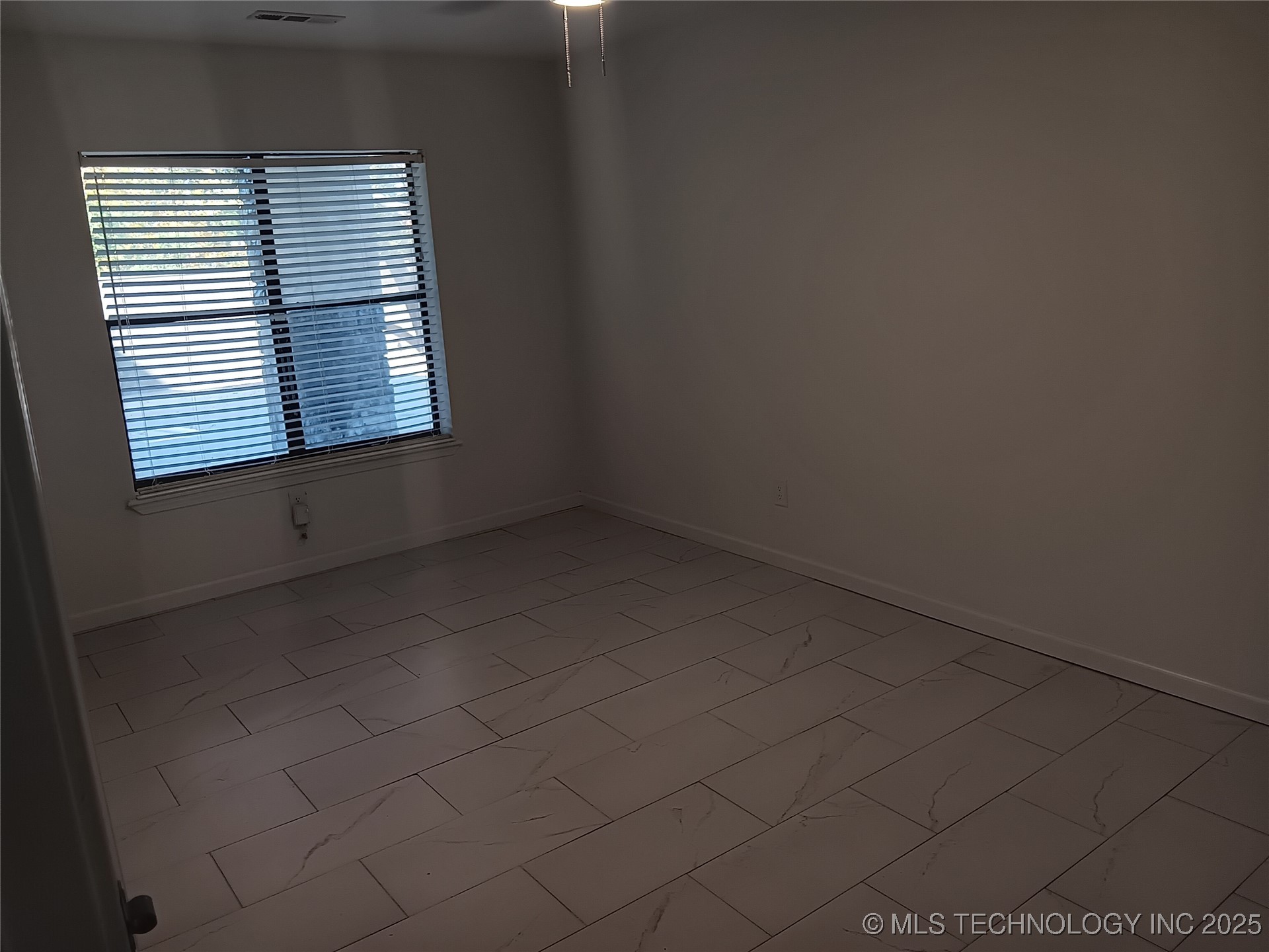 4317 E 76th Street Property Photo 39