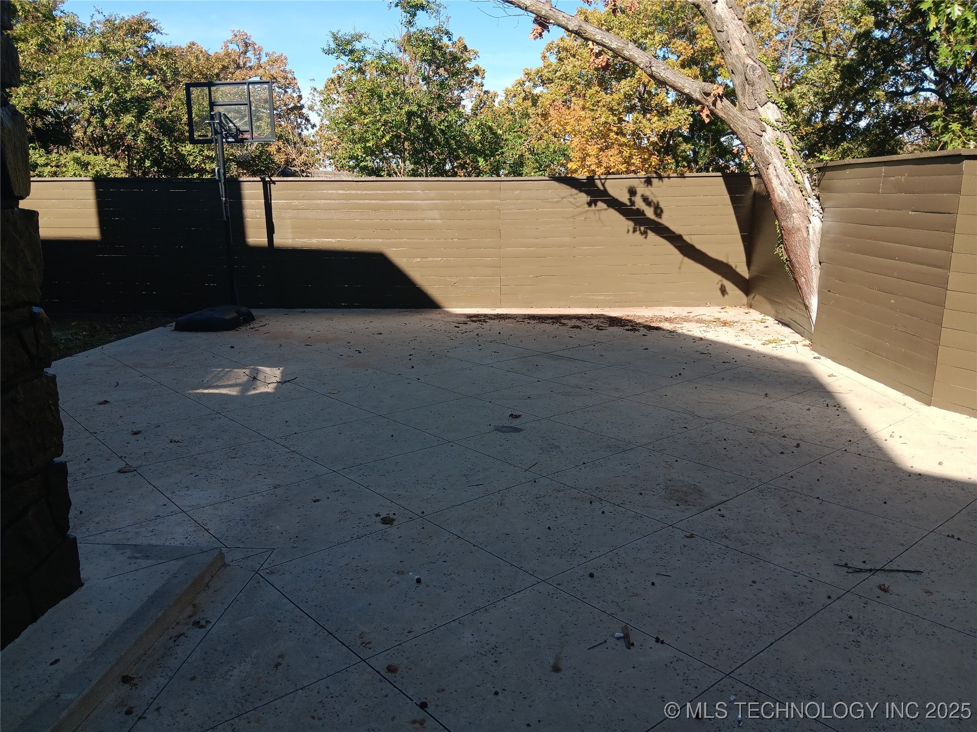 4317 E 76th Street Property Photo 45