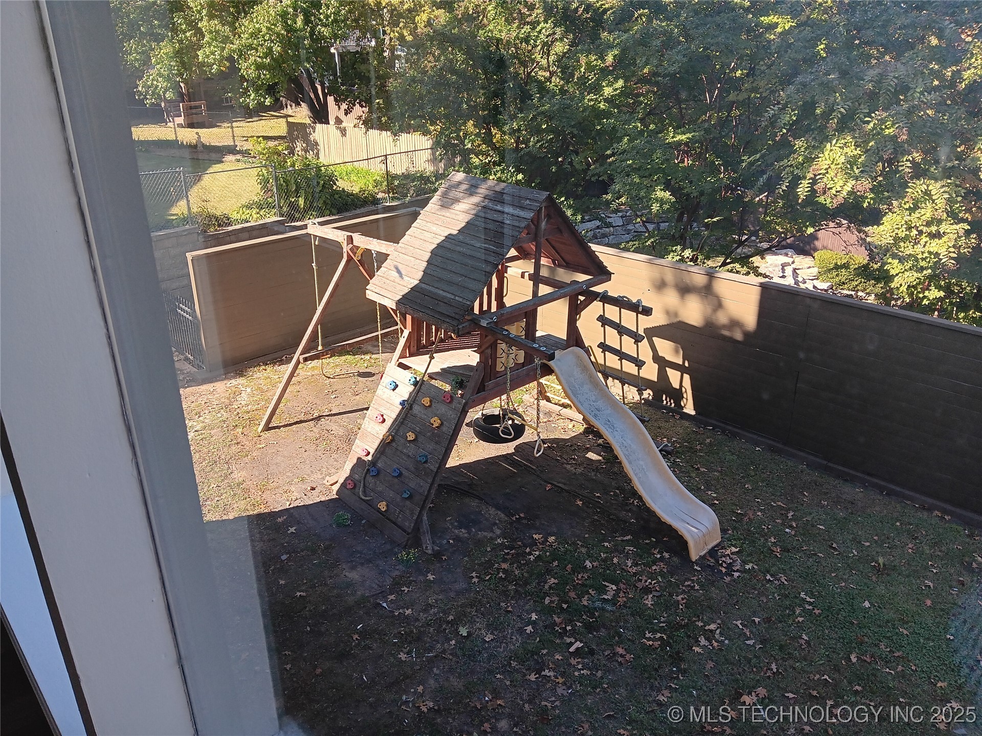 4317 E 76th Street Property Photo 53