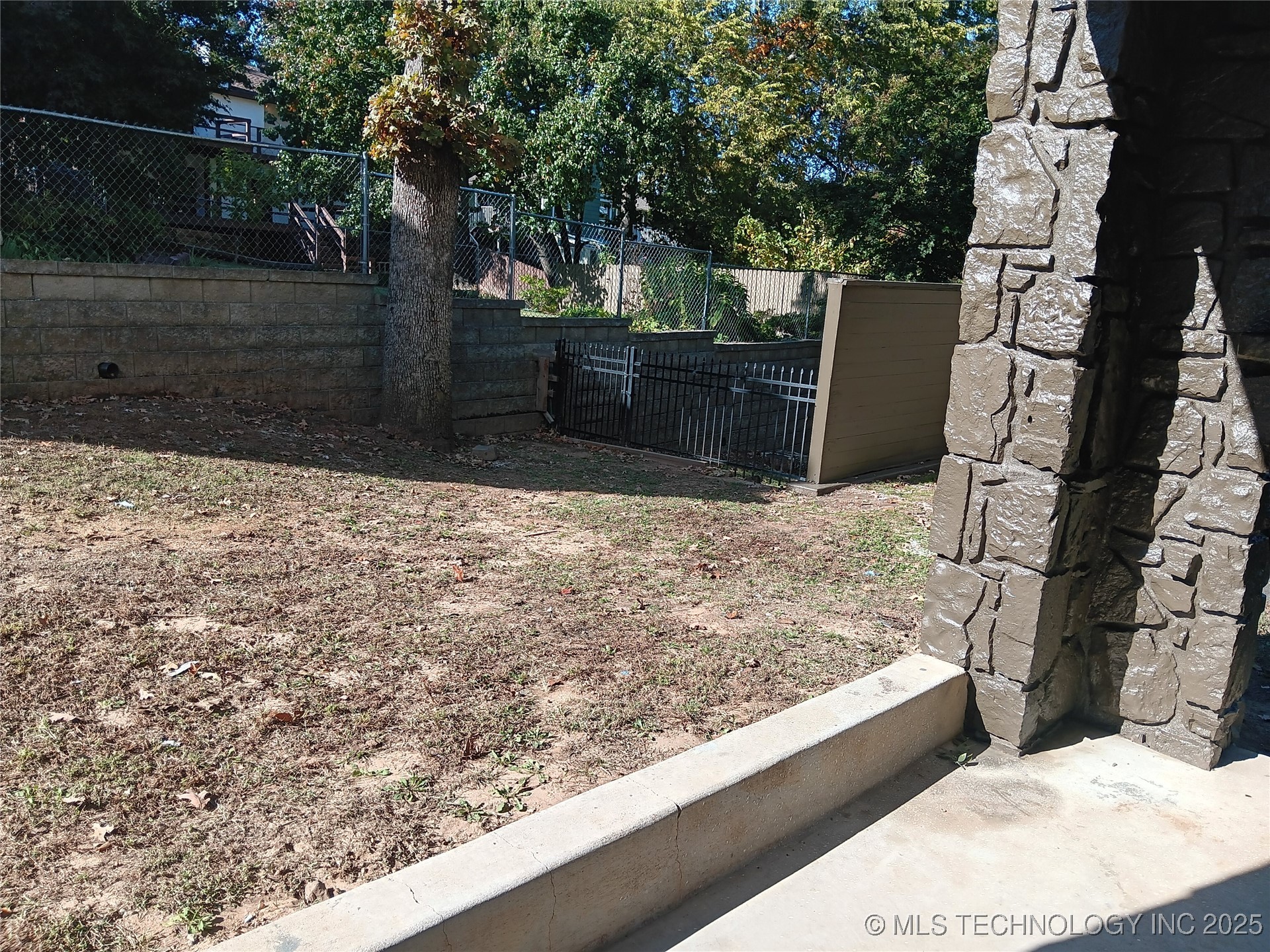 4317 E 76th Street Property Photo 59