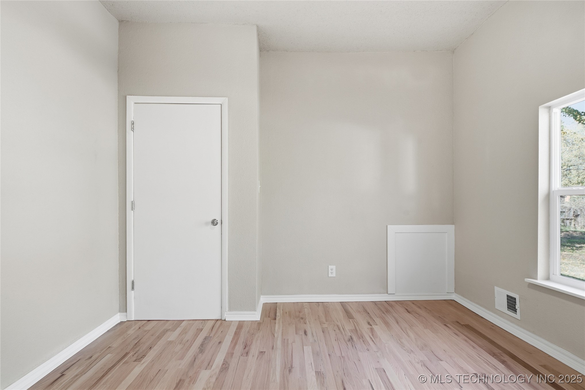 1820 N Delaware Avenue Property Photo 16