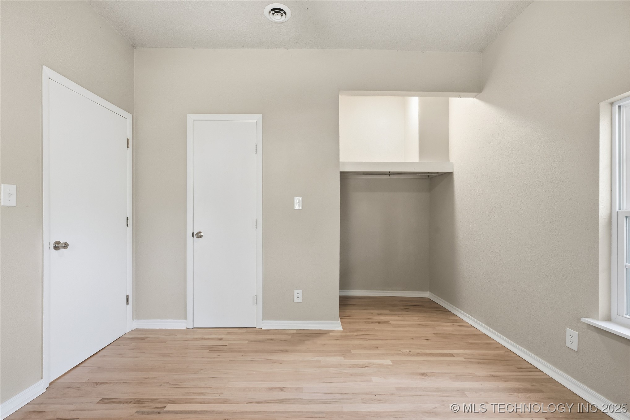 1820 N Delaware Avenue Property Photo 18