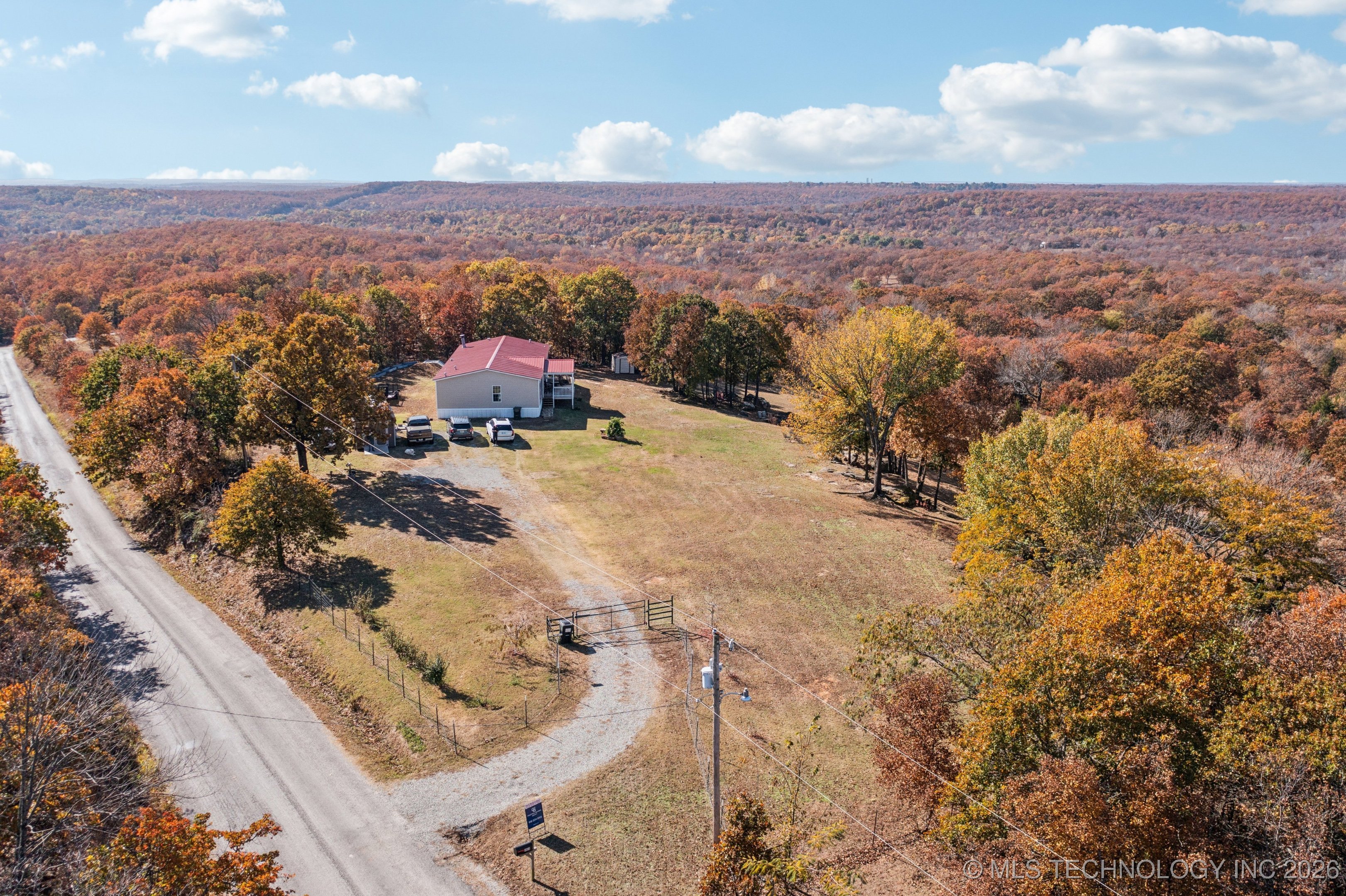 9904 S Post Oak Road Property Photo 3