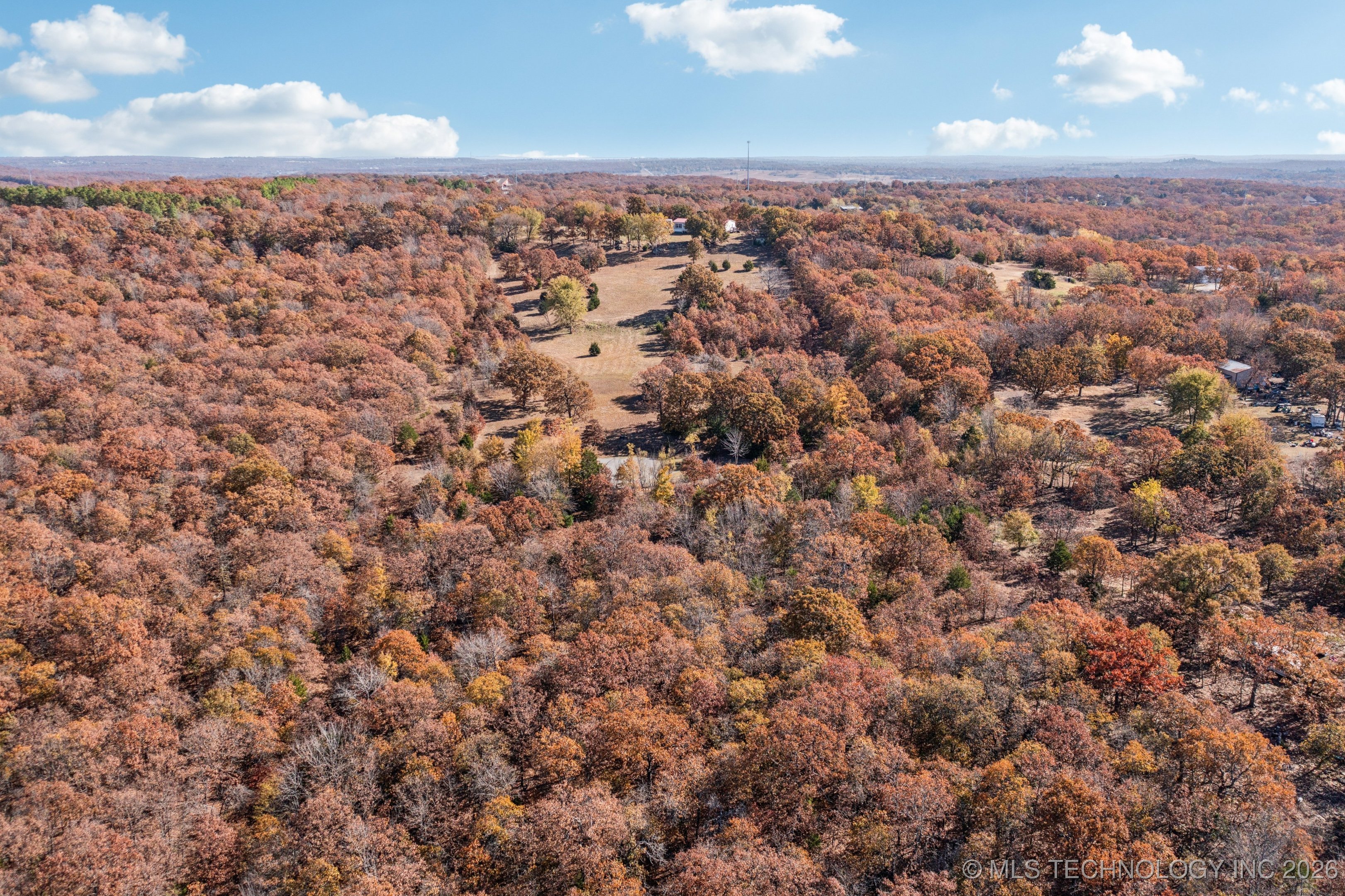 9904 S Post Oak Road Property Photo 4