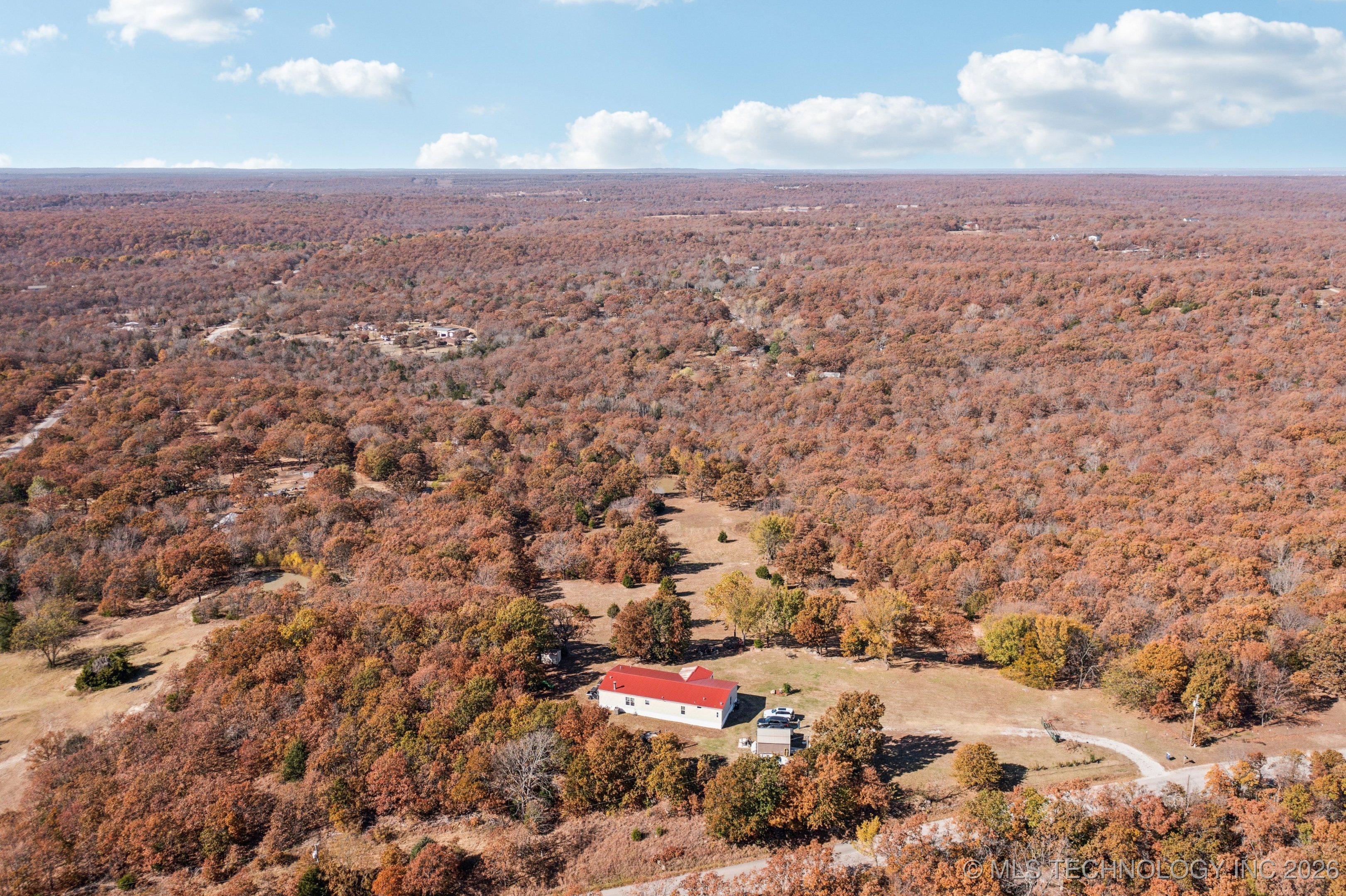 9904 S Post Oak Road Property Photo 7