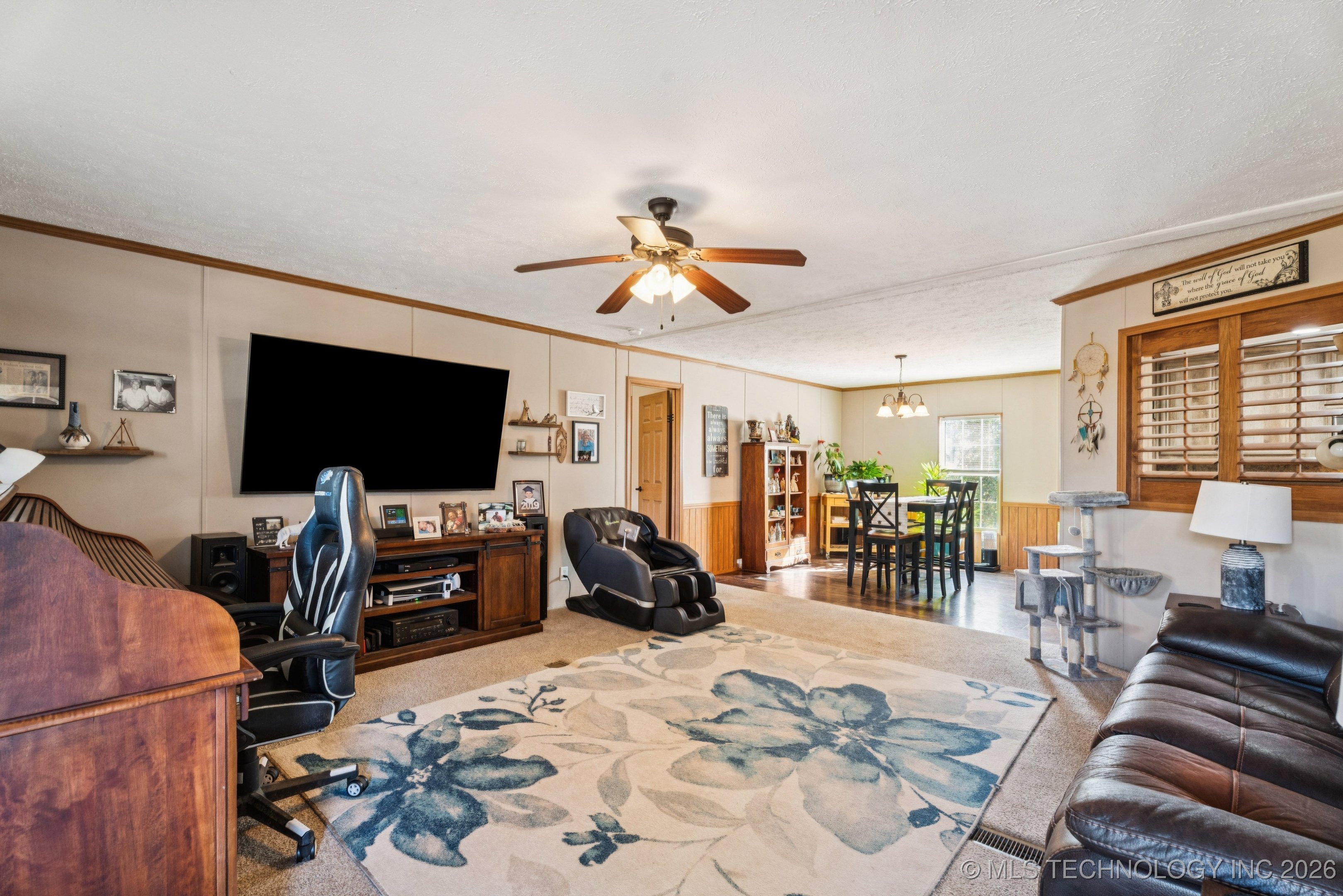 9904 S Post Oak Road Property Photo 8