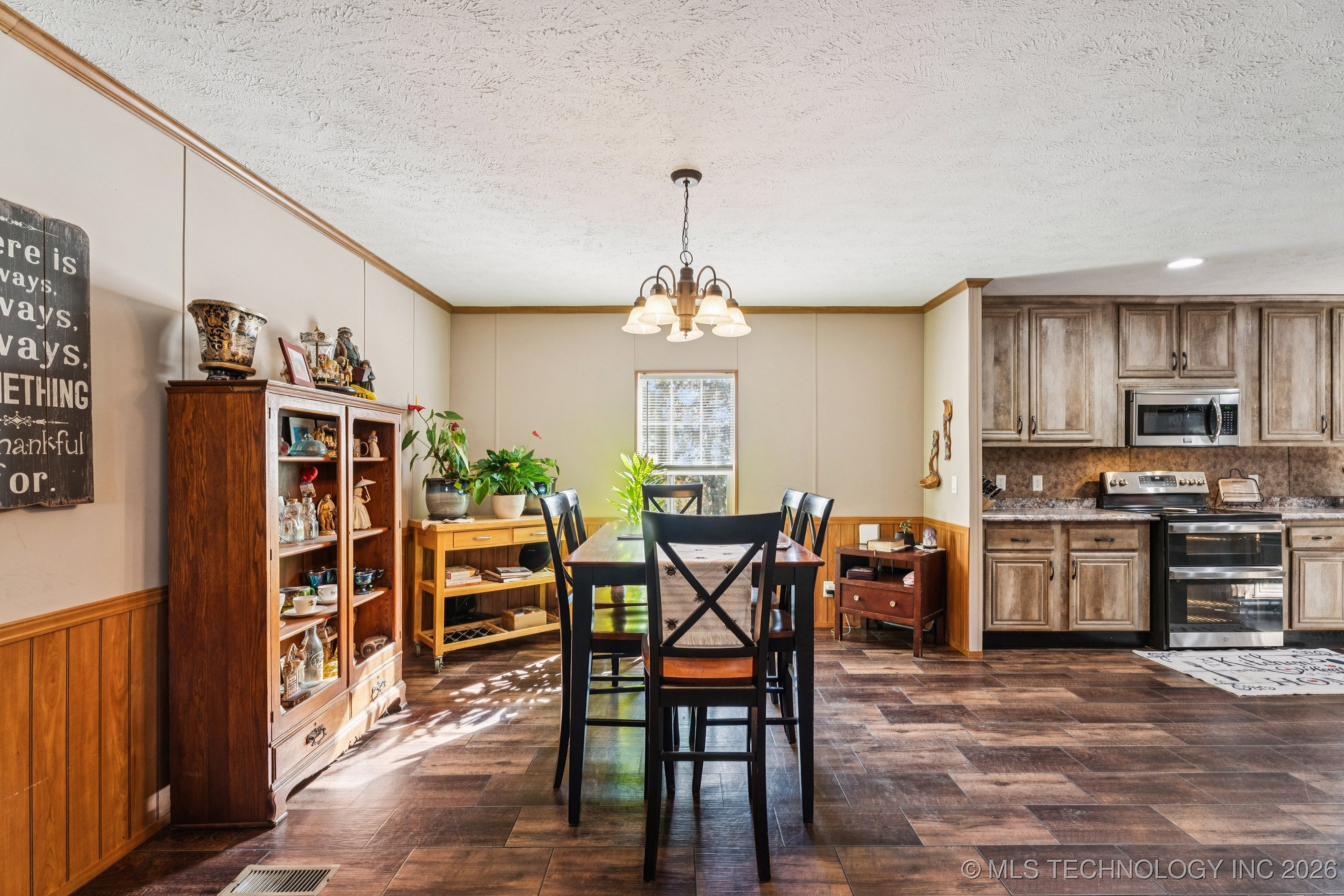 9904 S Post Oak Road Property Photo 11