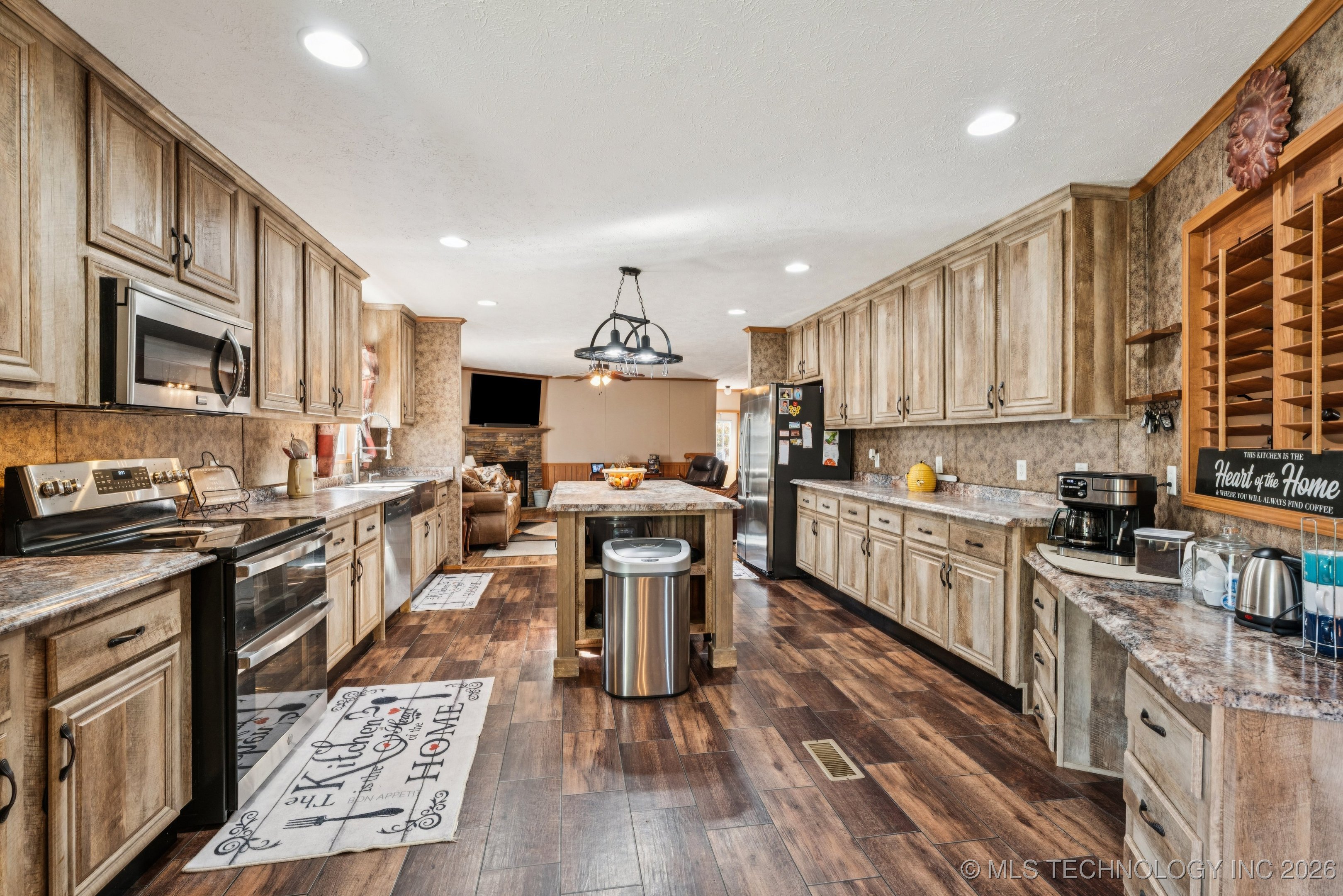 9904 S Post Oak Road Property Photo 13