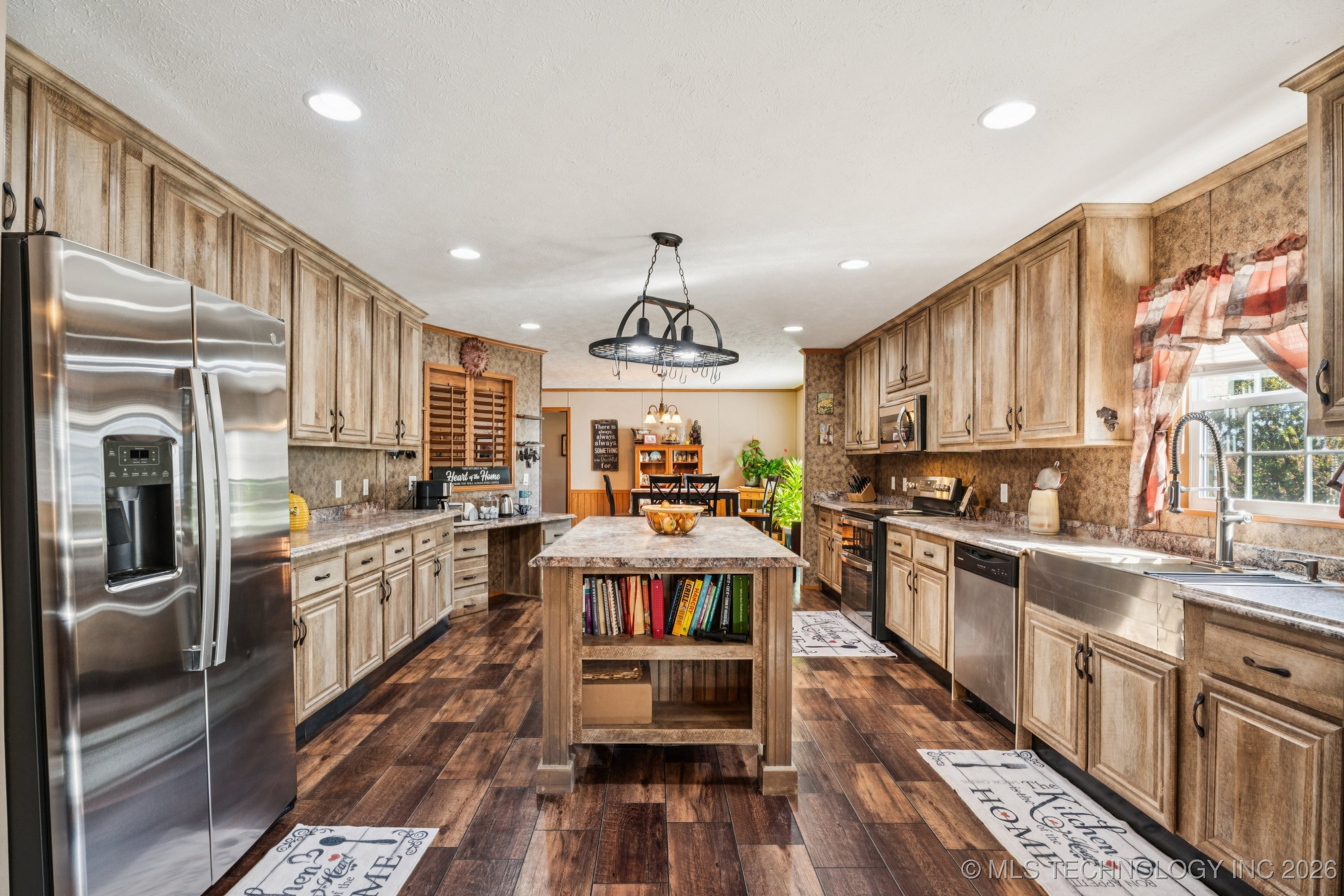 9904 S Post Oak Road Property Photo 14