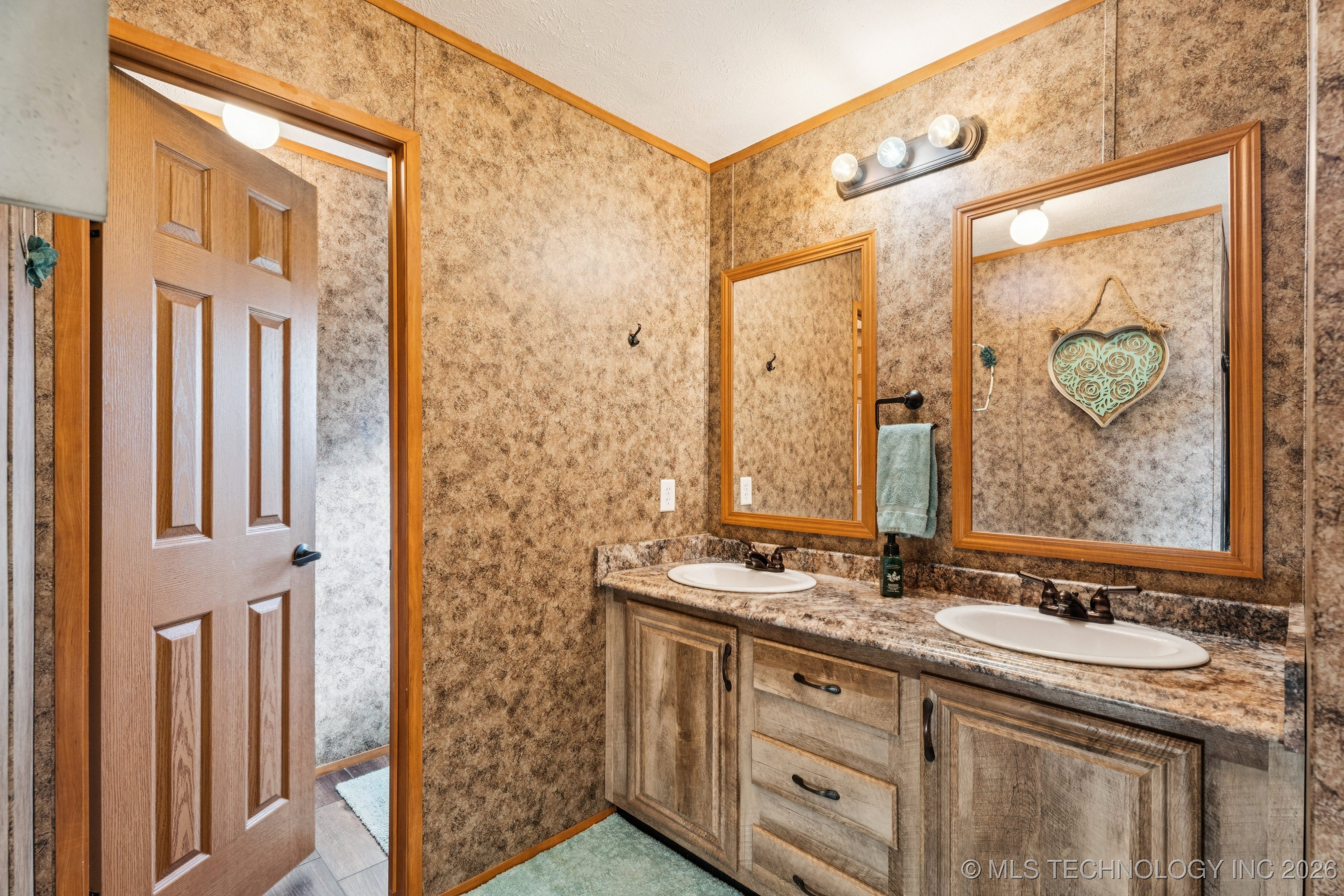 9904 S Post Oak Road Property Photo 27