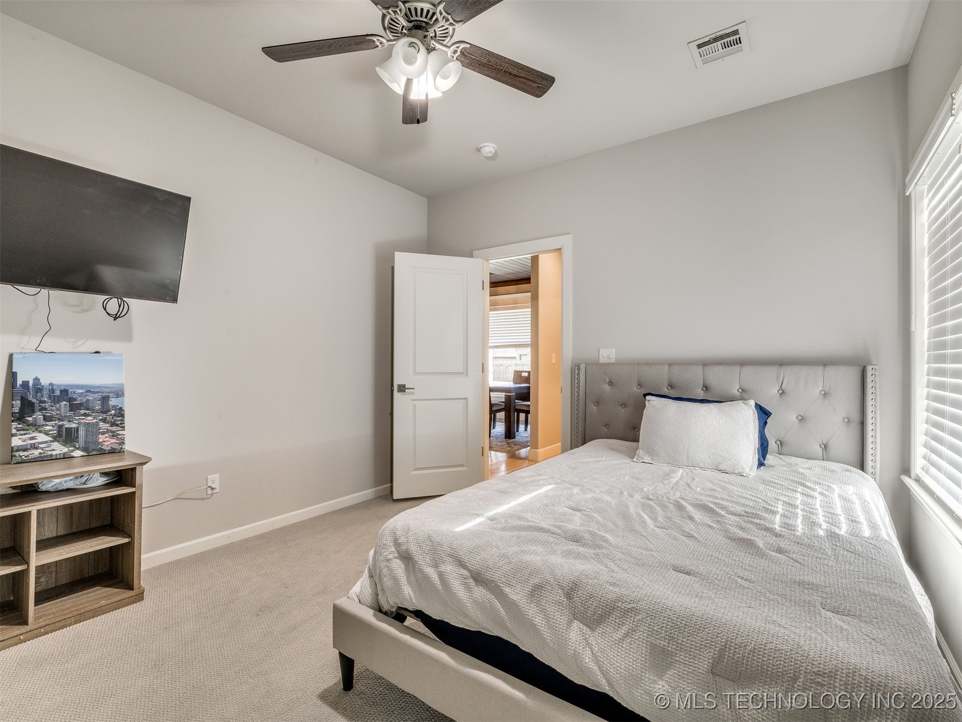 908 W 86th Place S Property Photo 12