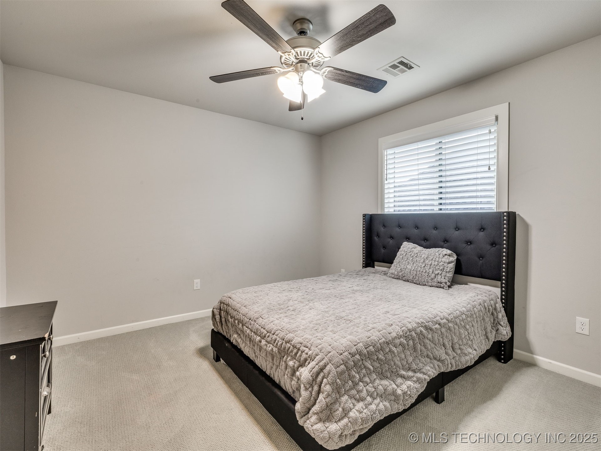 908 W 86th Place S Property Photo 20