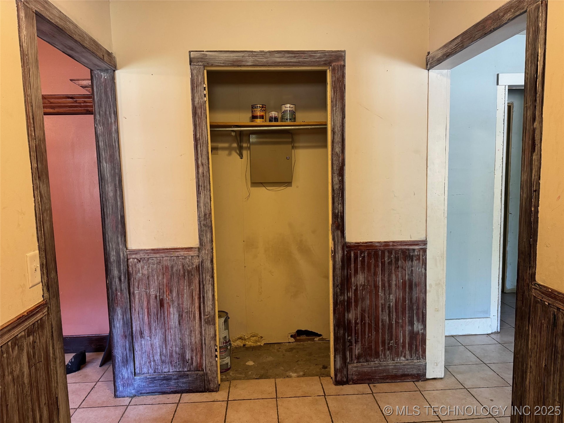 9611 Celia Berryhill Road Property Photo 6