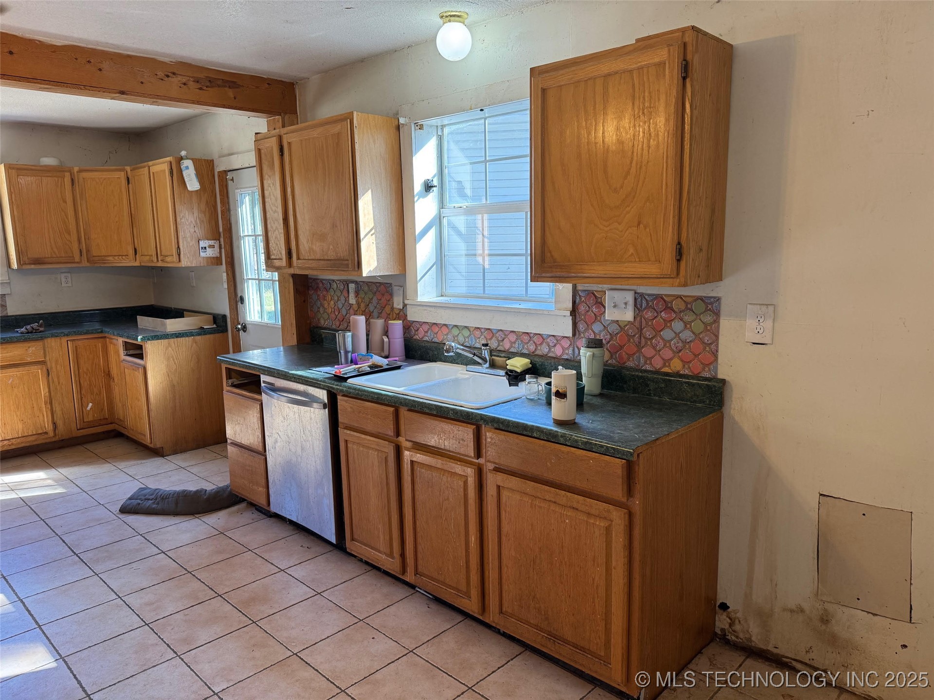 9611 Celia Berryhill Road Property Photo 12