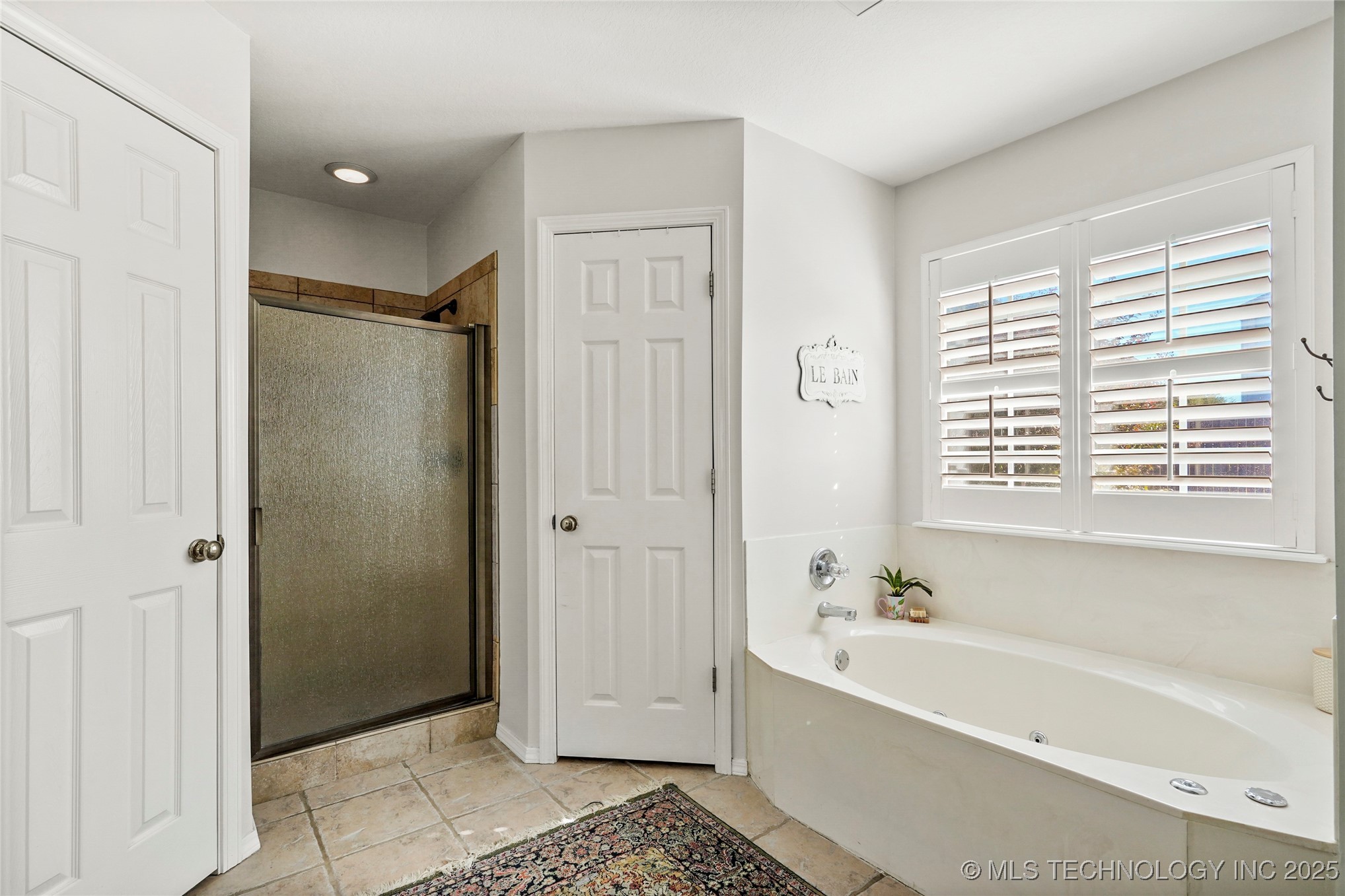 3033 W Oakland Street Property Photo 19