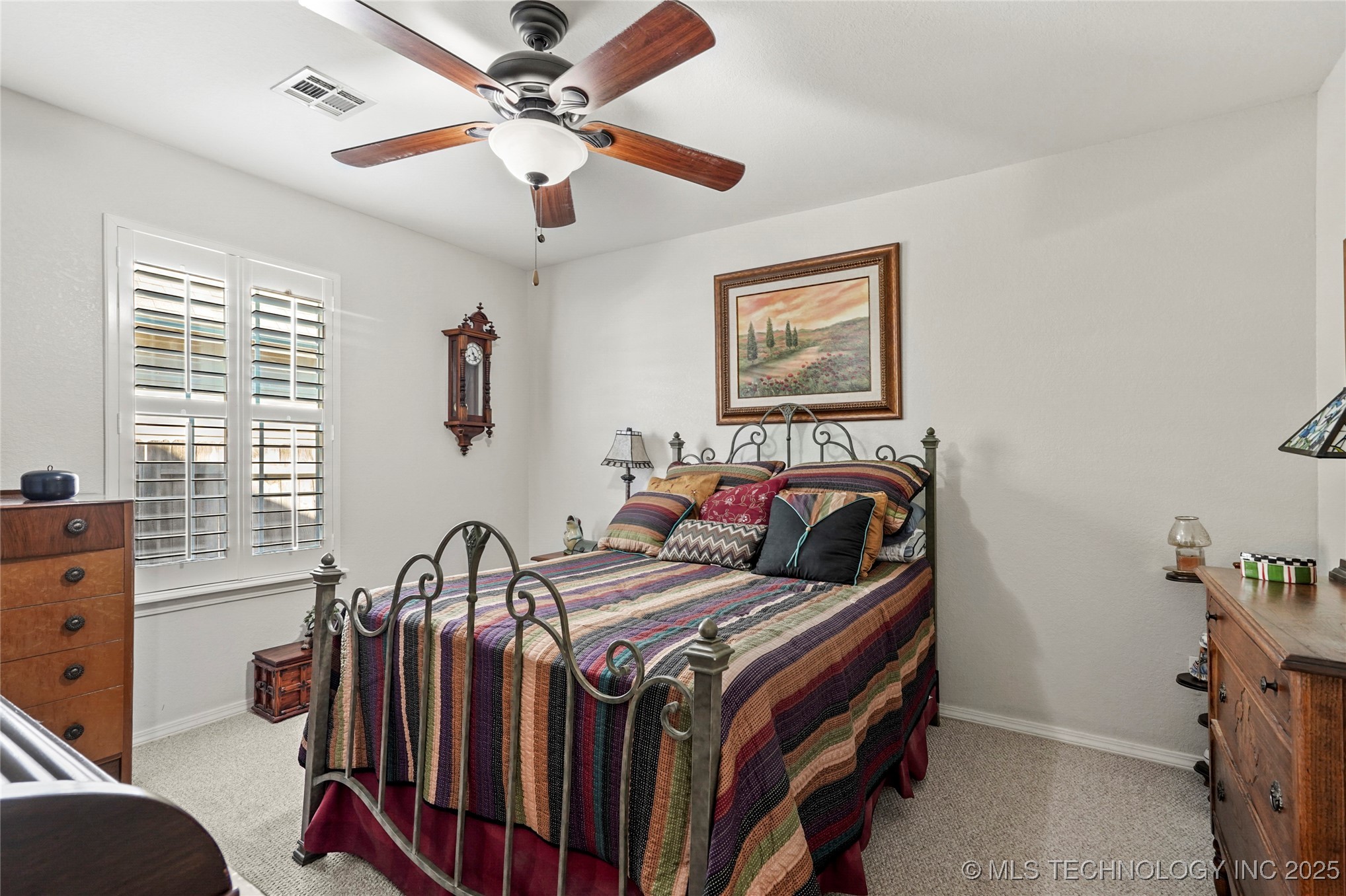 3033 W Oakland Street Property Photo 21