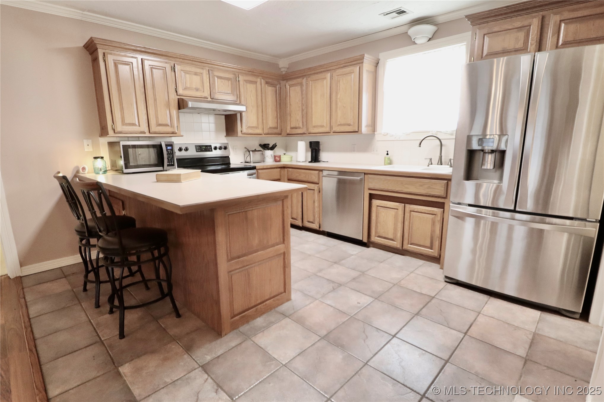 3998 E 173rd Street S Property Photo 8