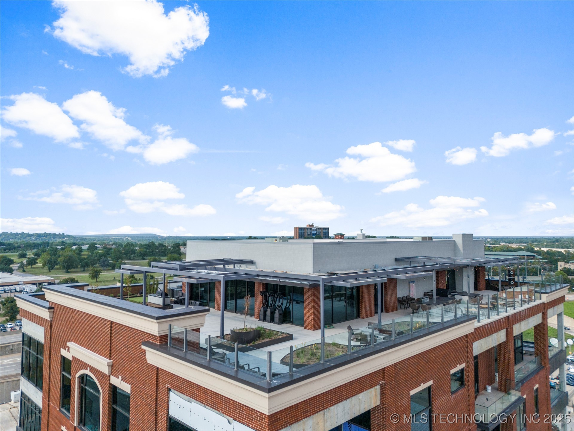 405 N Main Street 5b Property Photo 3