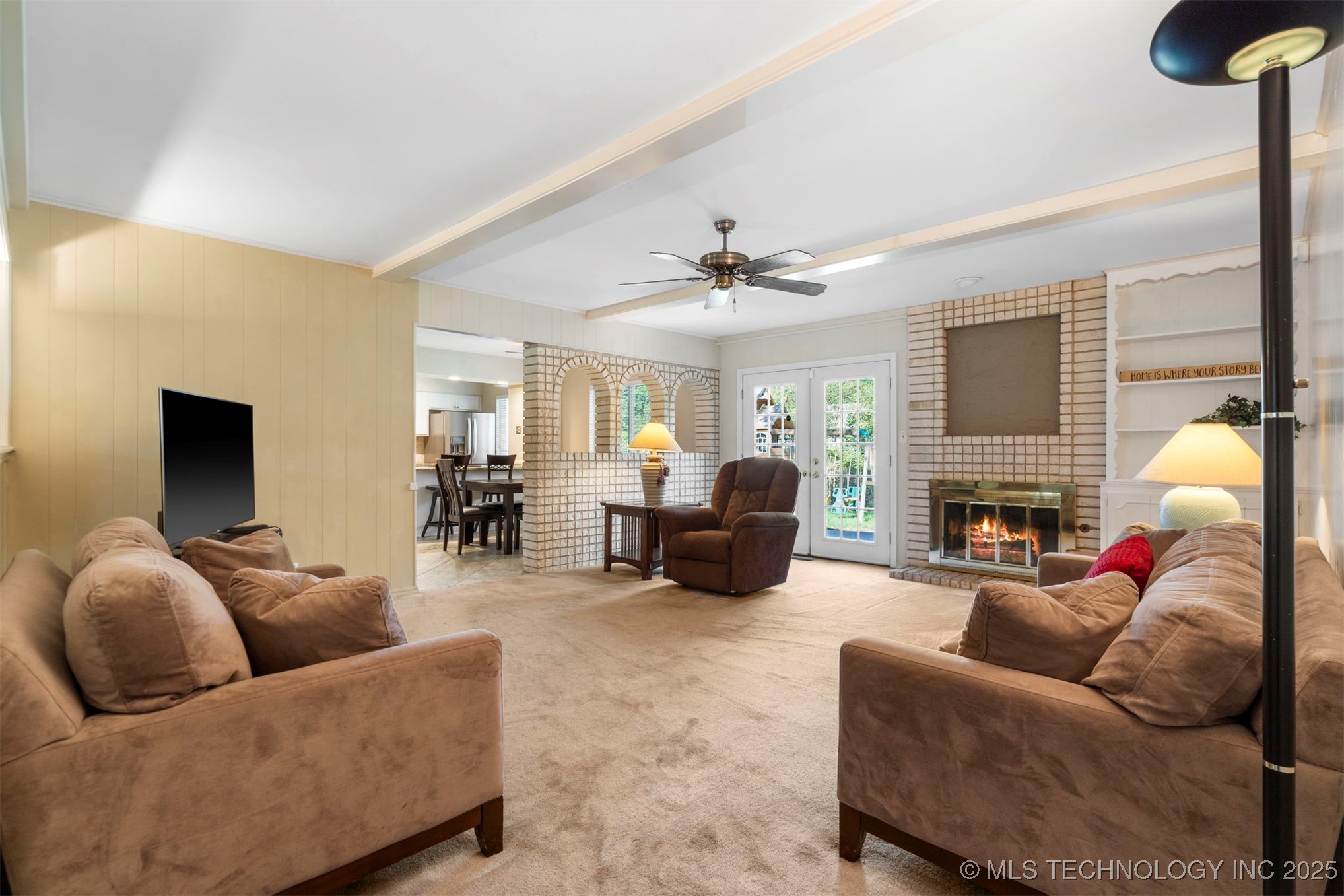 6985 E 72nd Street S Property Photo 3