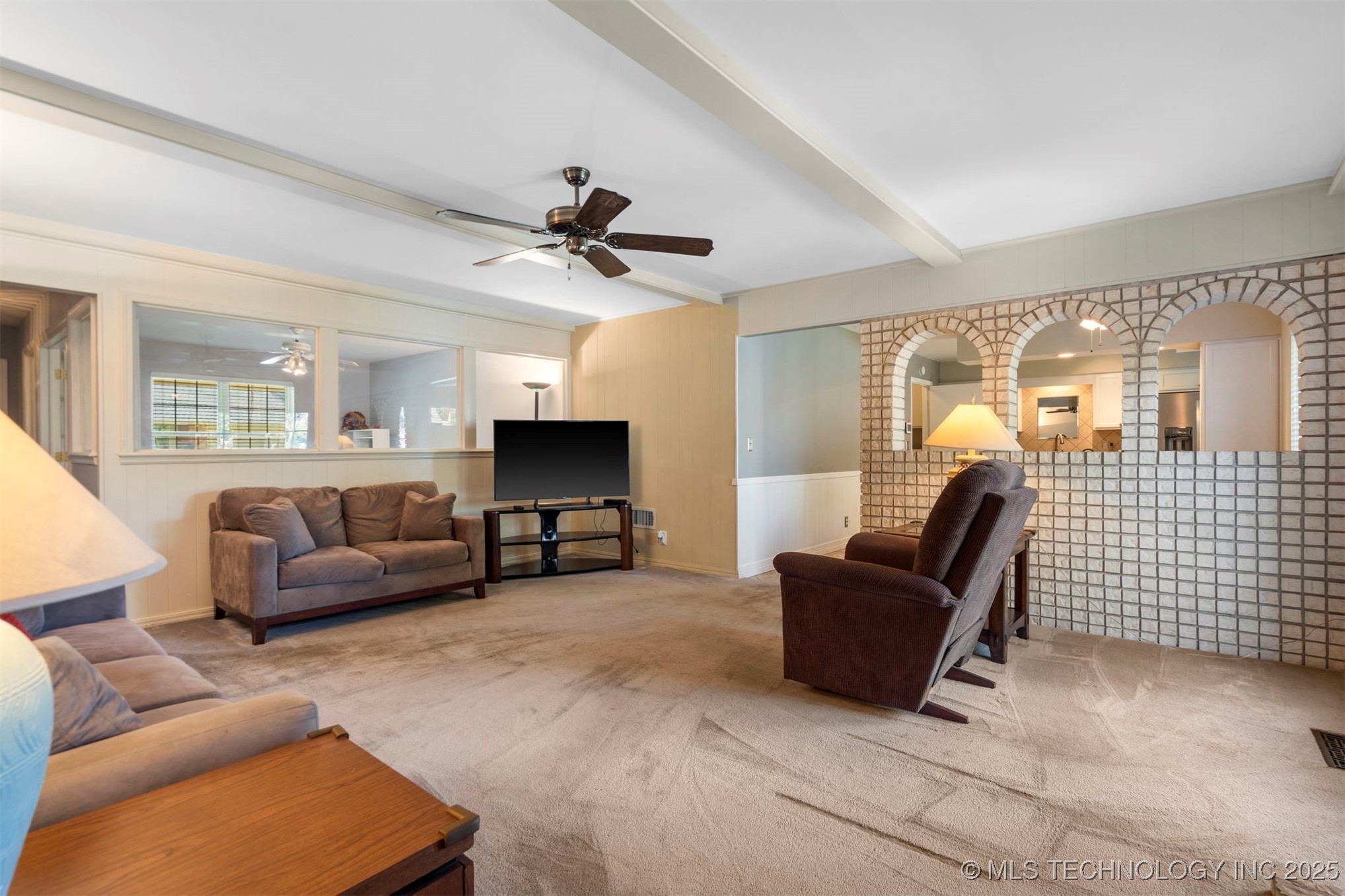 6985 E 72nd Street S Property Photo 4