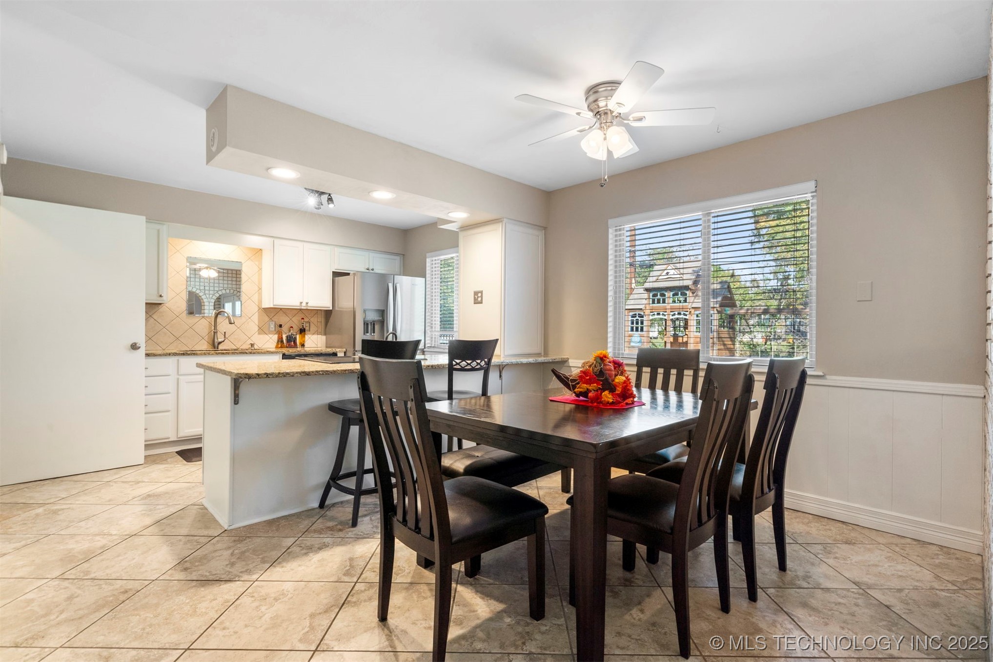 6985 E 72nd Street S Property Photo 5