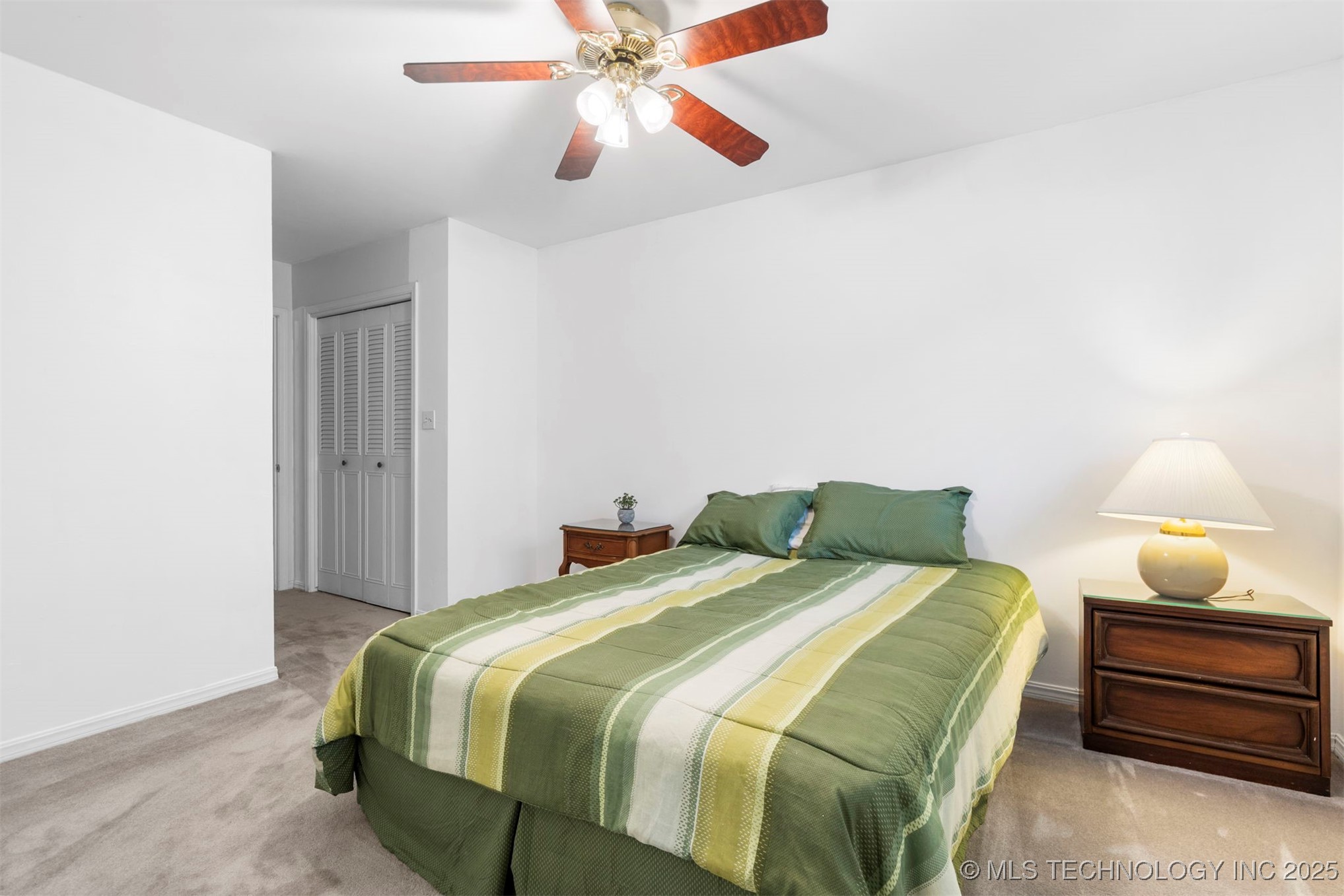 6985 E 72nd Street S Property Photo 14