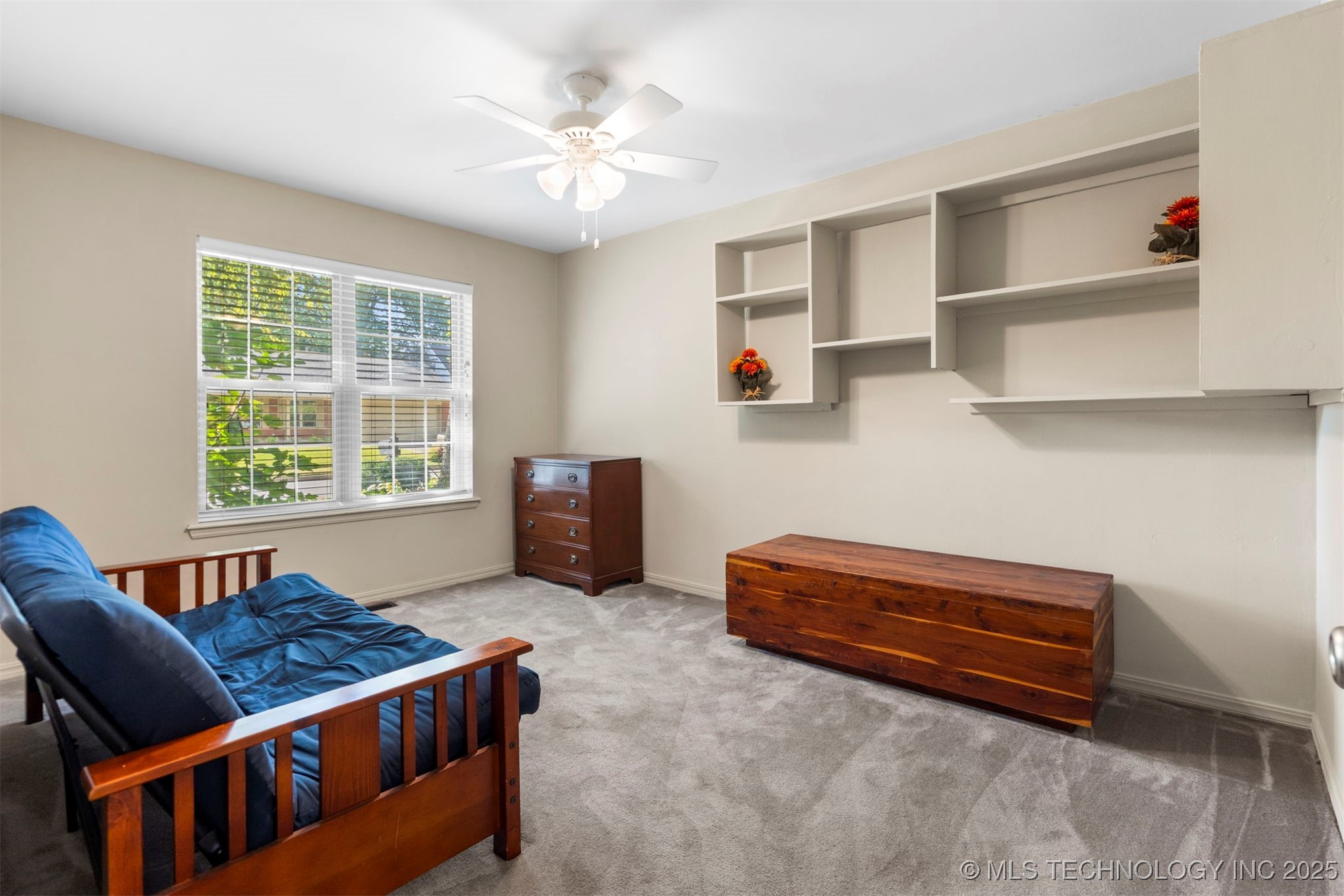 6985 E 72nd Street S Property Photo 16