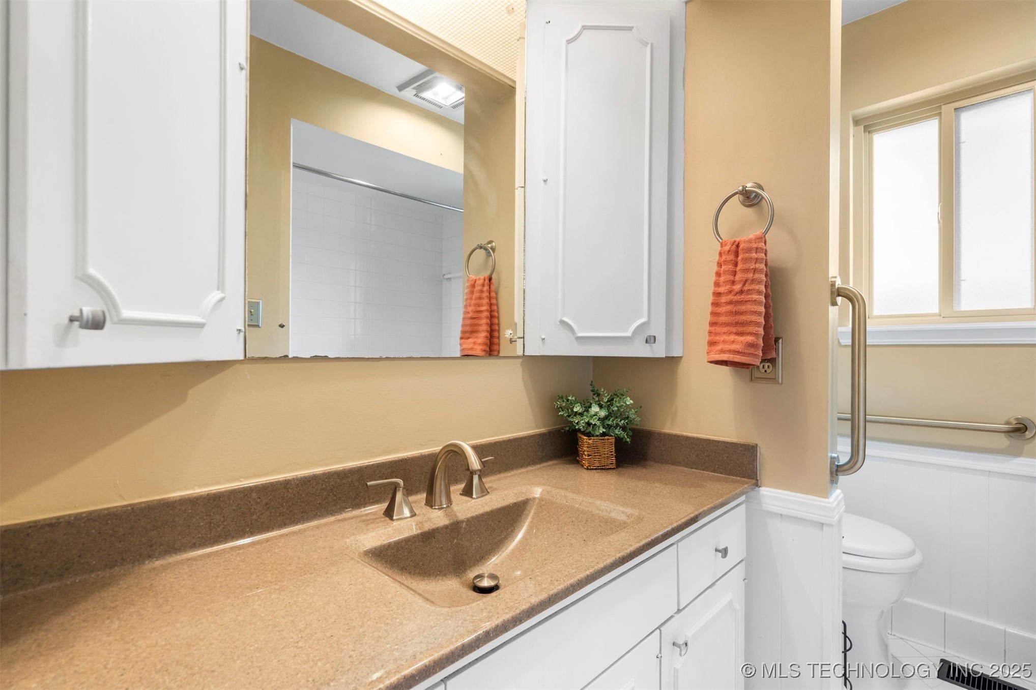 6985 E 72nd Street S Property Photo 18