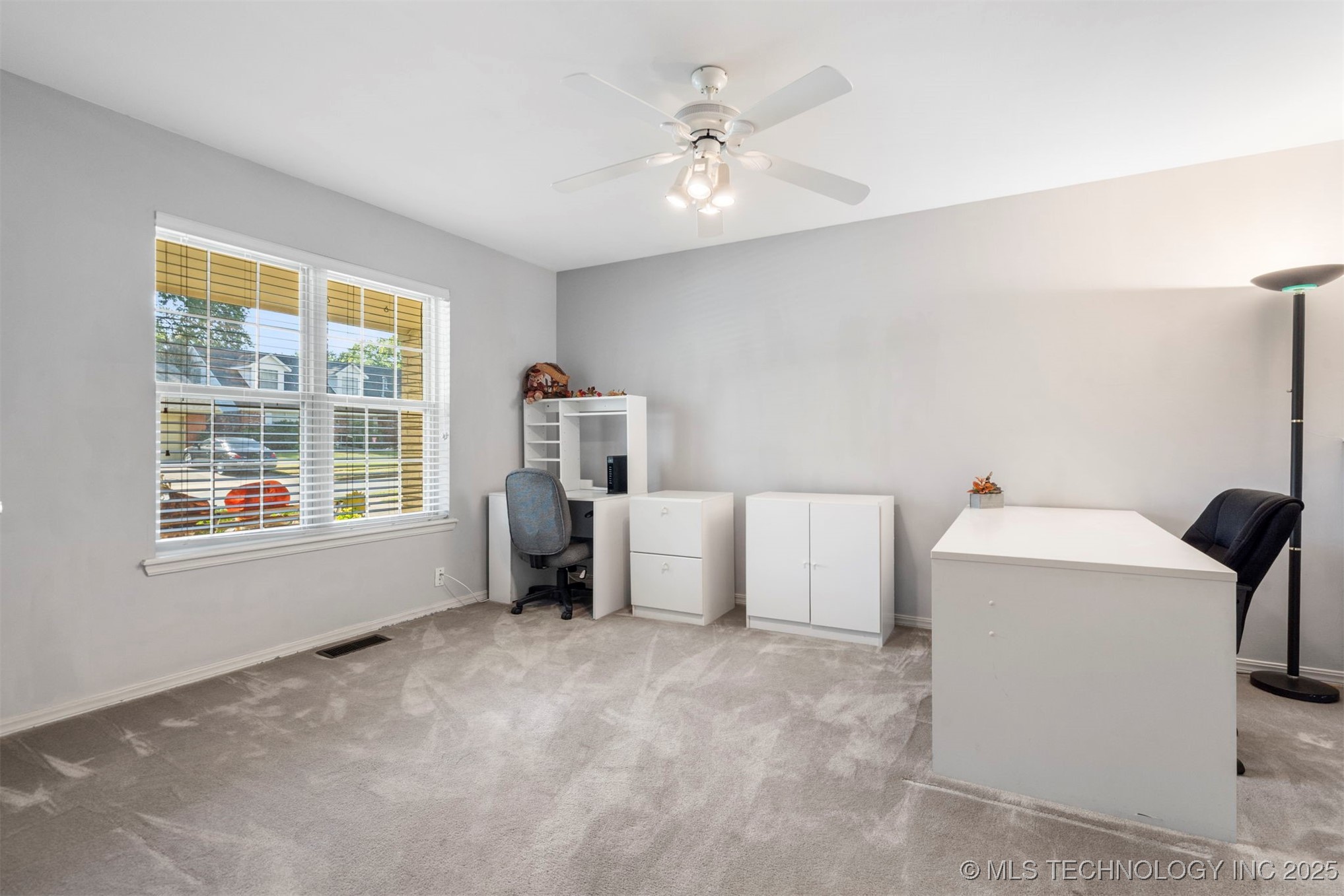 6985 E 72nd Street S Property Photo 19