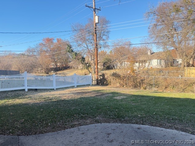 6985 E 72nd Street S Property Photo 20