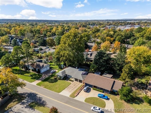 3920 S Utica Avenue Property Photo 3