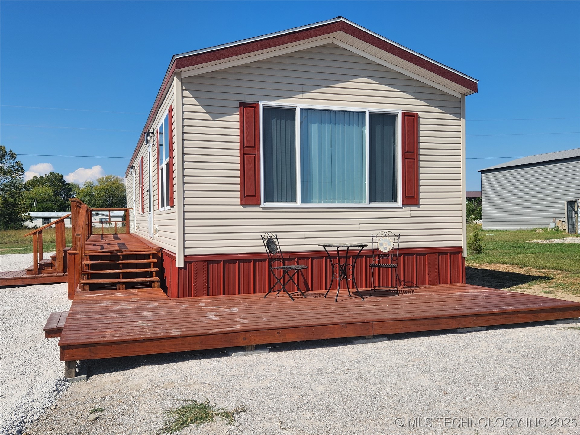 114554 S 4203 Road Property Photo 2