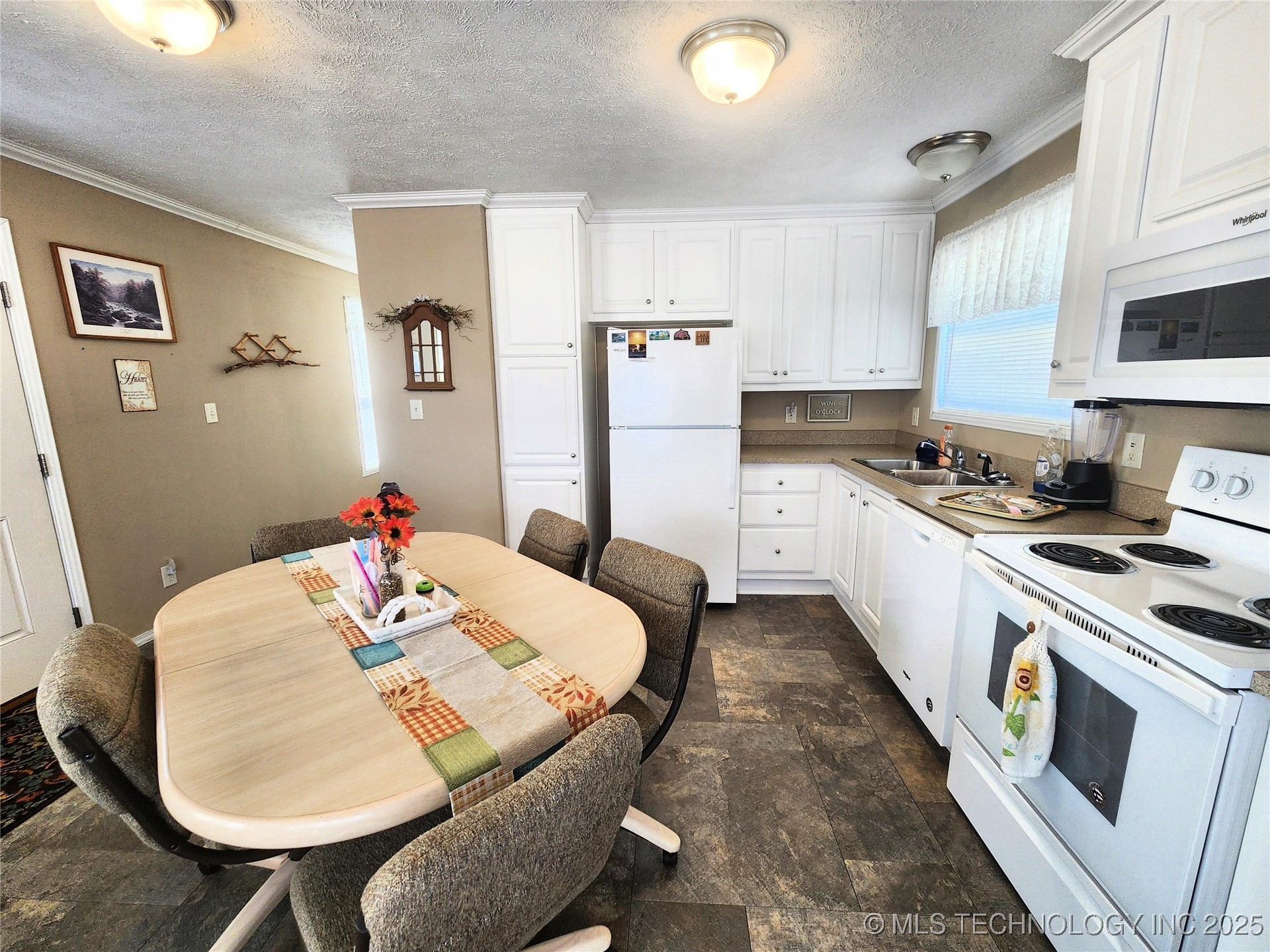 114554 S 4203 Road Property Photo 9