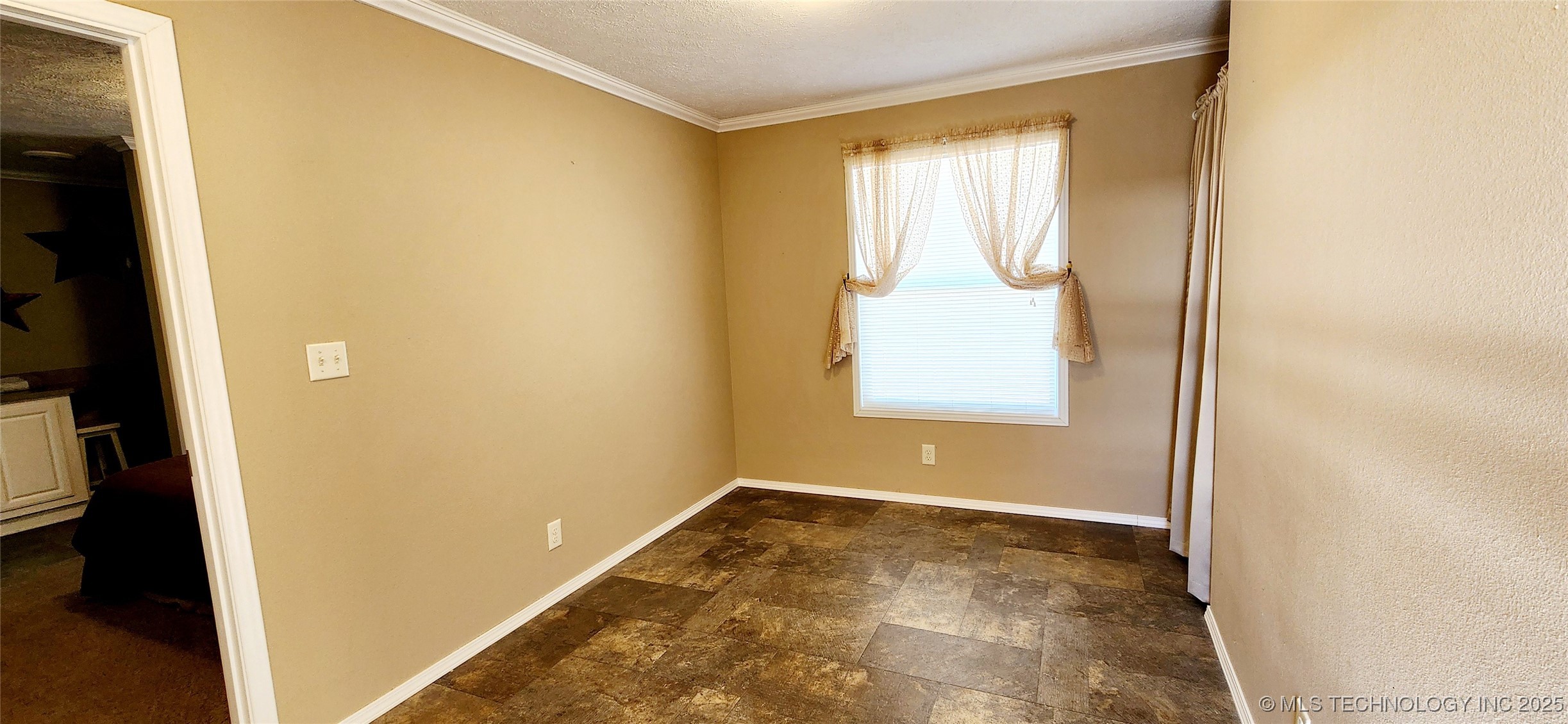 114554 S 4203 Road Property Photo 24