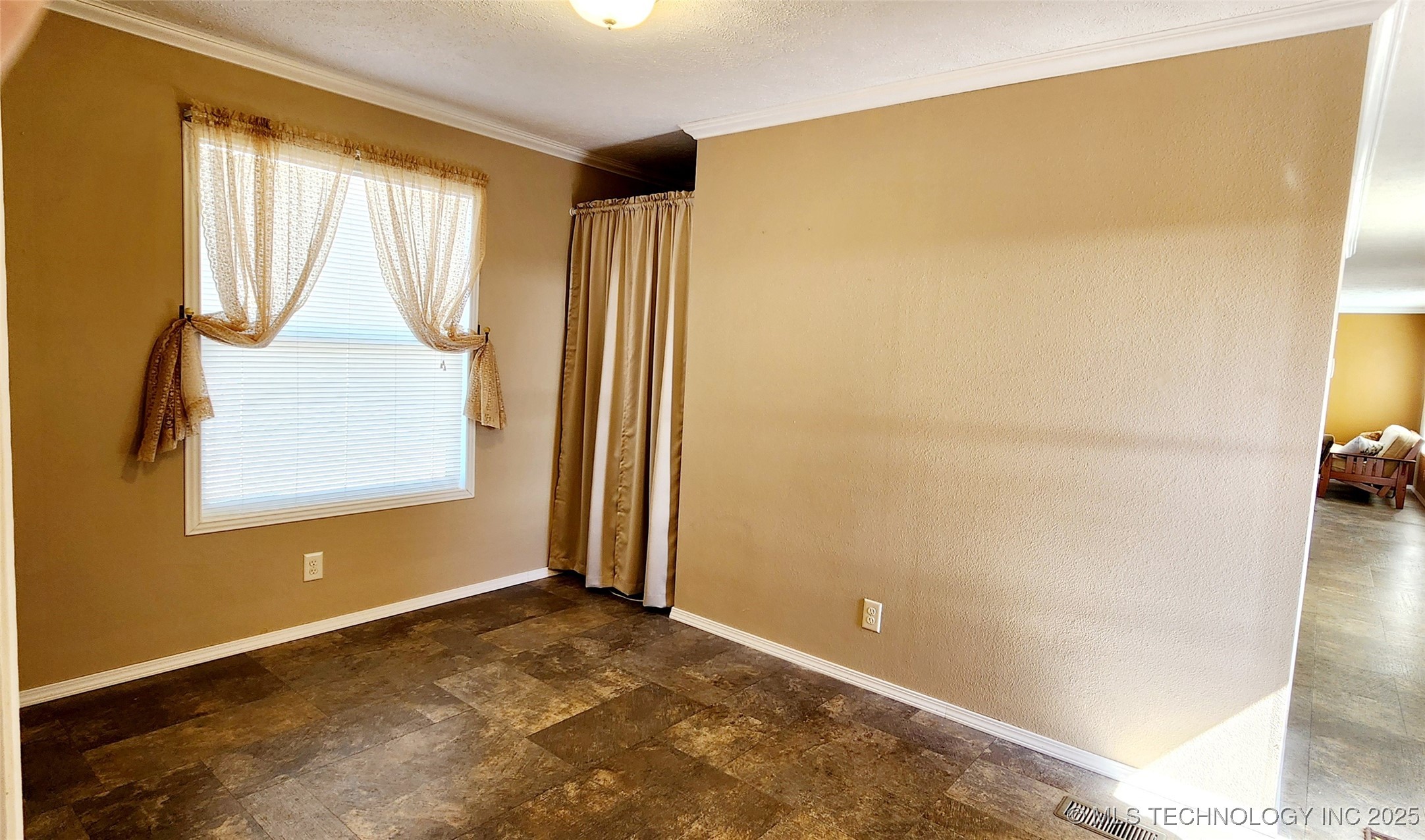 114554 S 4203 Road Property Photo 25
