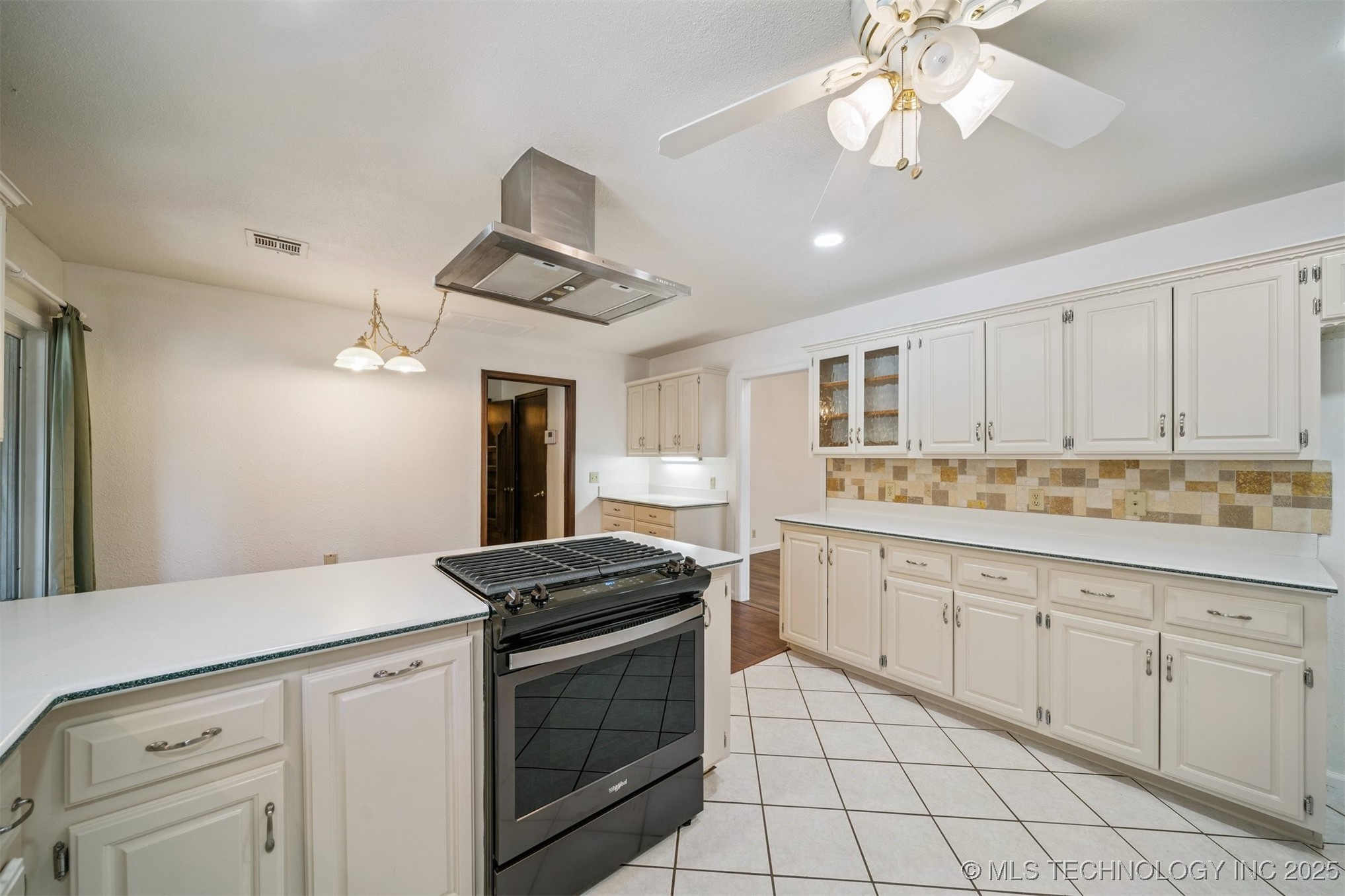 21780 E 66th Circle S Property Photo 17