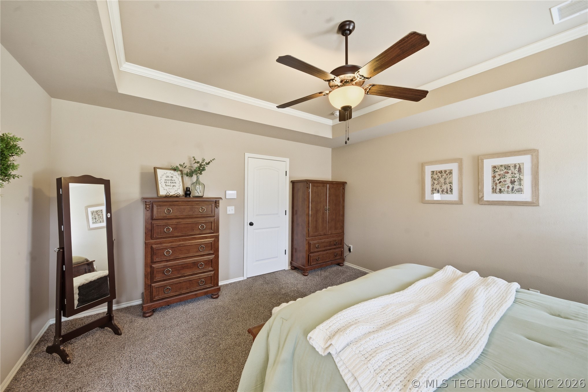 5317 Skylane Drive Property Photo 20