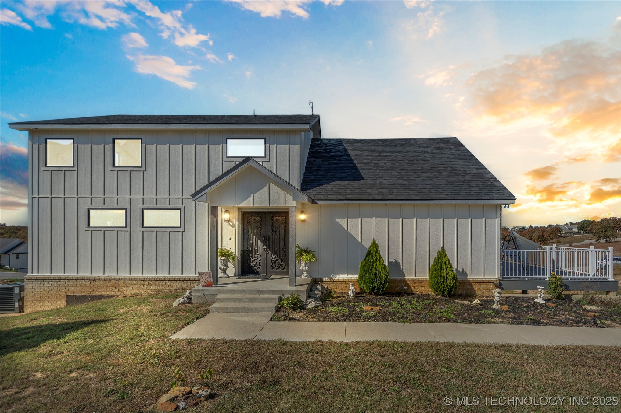 12255 Avalon Drive Property Photo 2