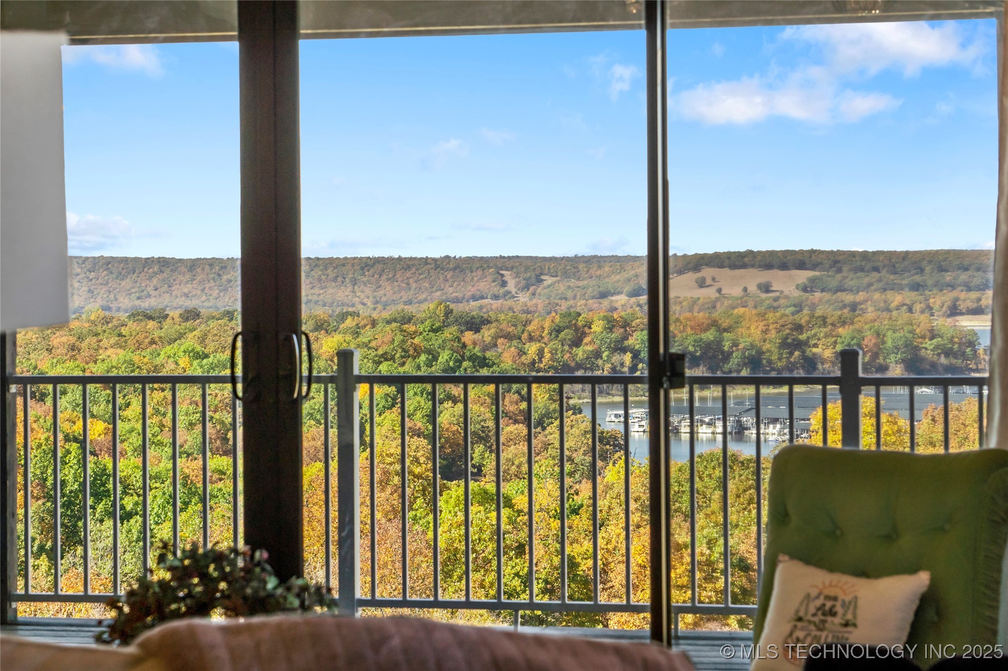 12255 Avalon Drive Property Photo 7