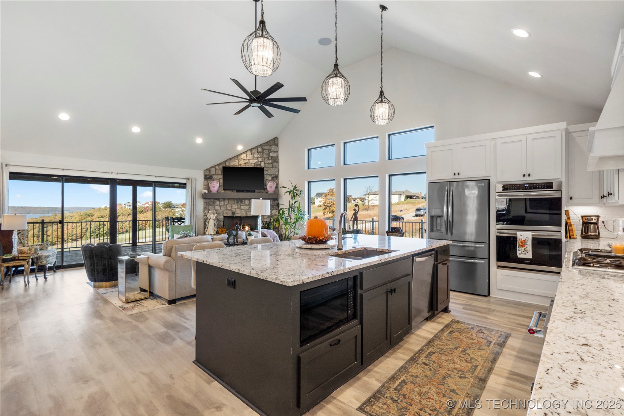 12255 Avalon Drive Property Photo 16