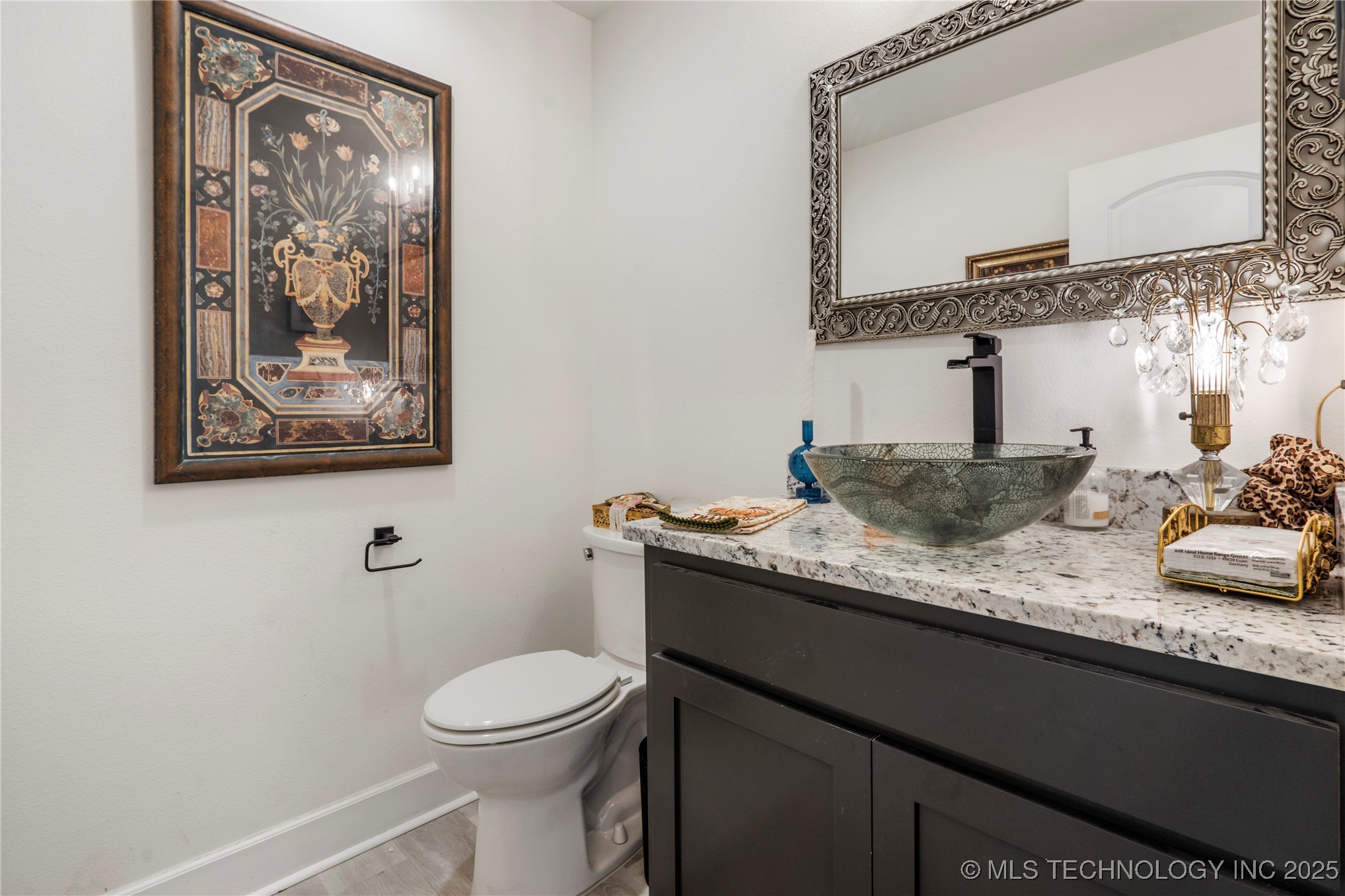 12255 Avalon Drive Property Photo 17