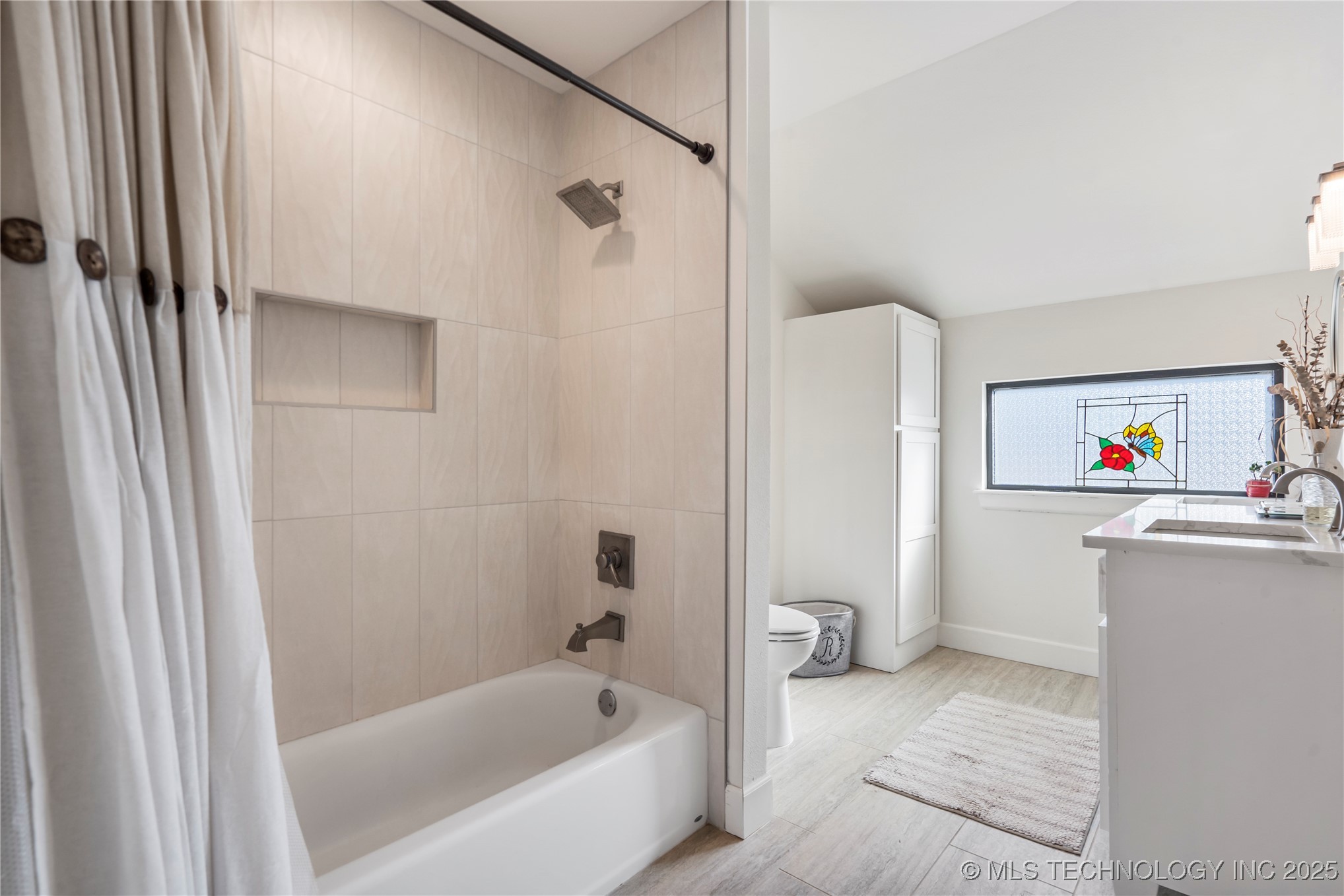 12255 Avalon Drive Property Photo 18