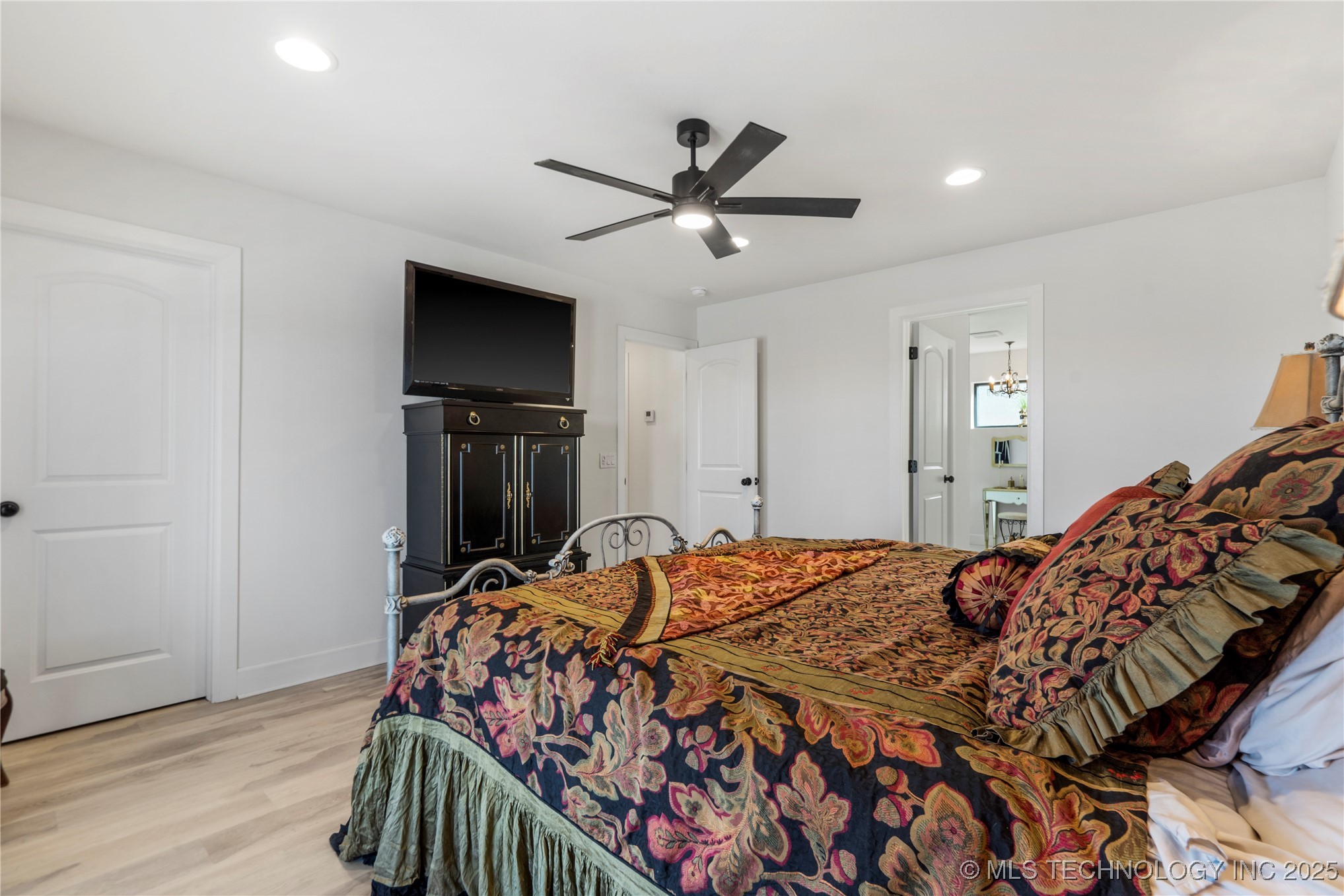 12255 Avalon Drive Property Photo 25