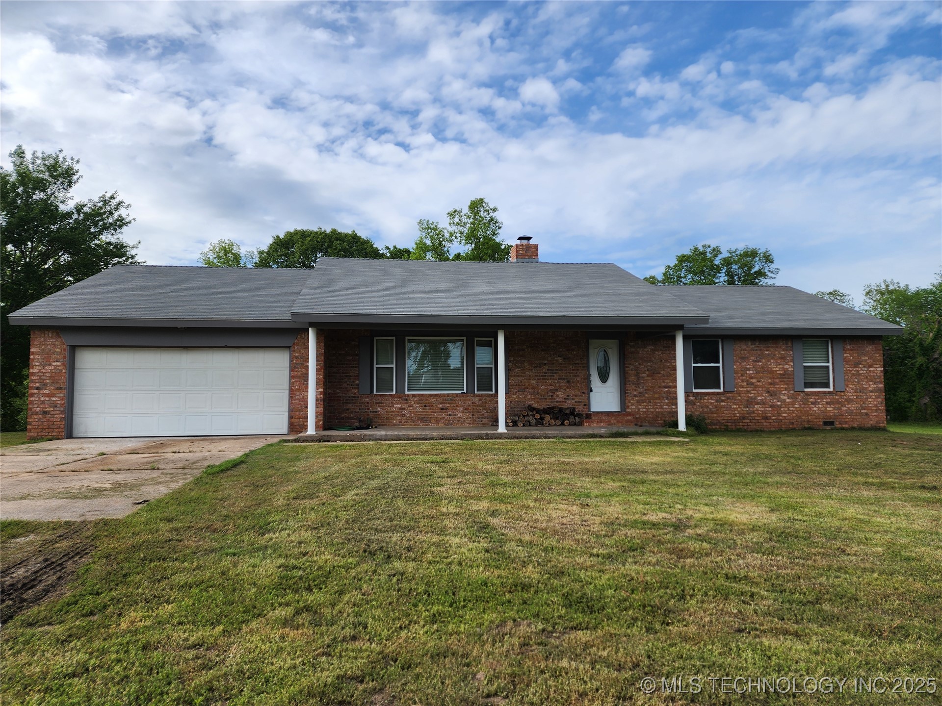 10290 County Road 1543 Property Photo 1